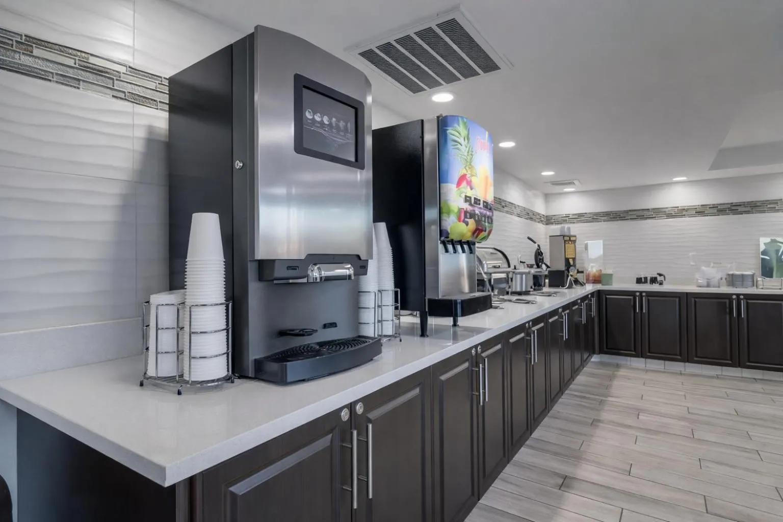 Coffee/tea facilities in Quality Inn Kodak Sevierville