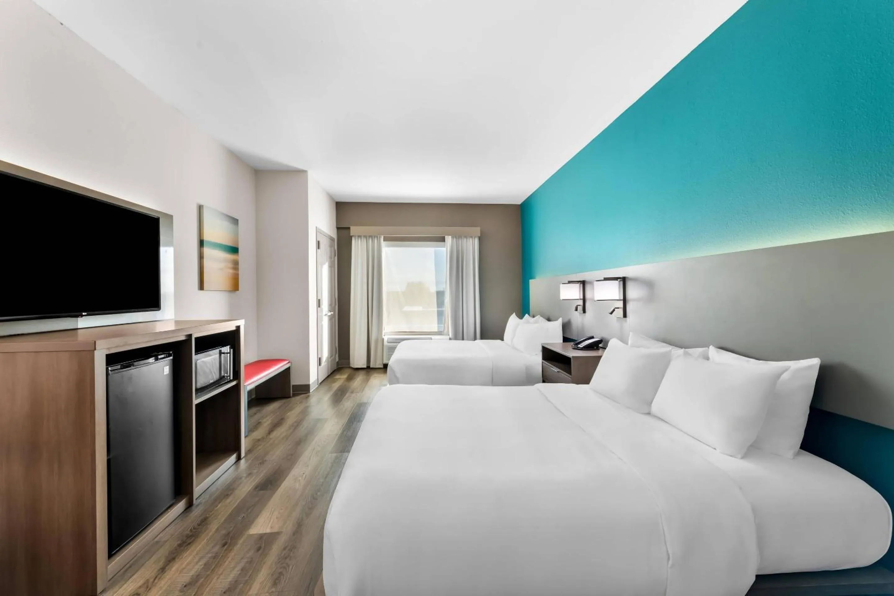 Bedroom, Bed in Comfort Suites Knoxville West - Farragut