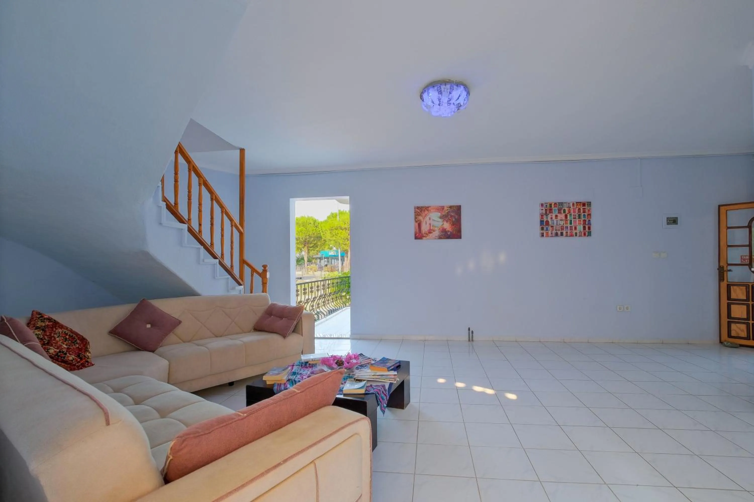 Living room in YENI DOGA HOTEL