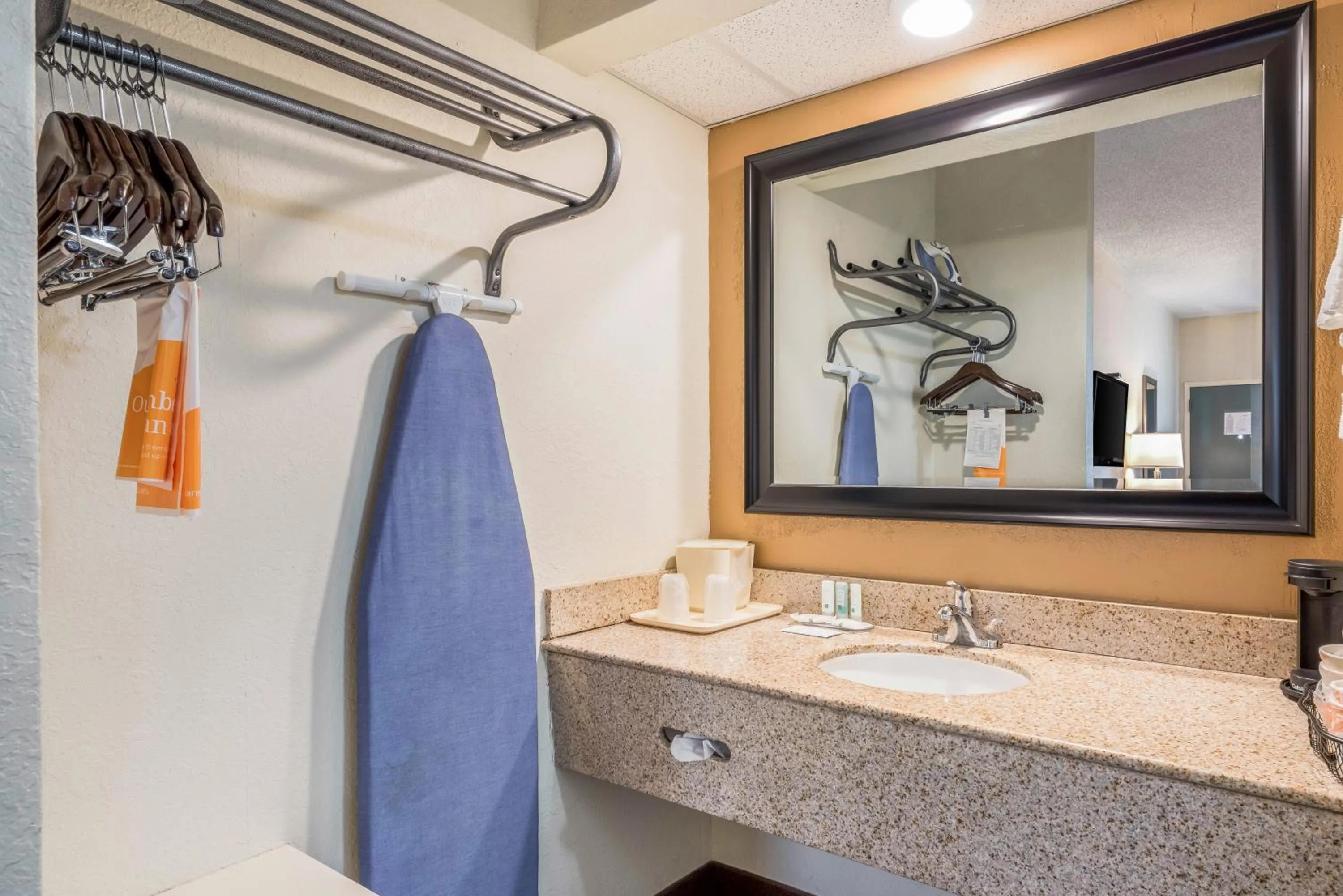 Quality Inn Johnson City near Downtown