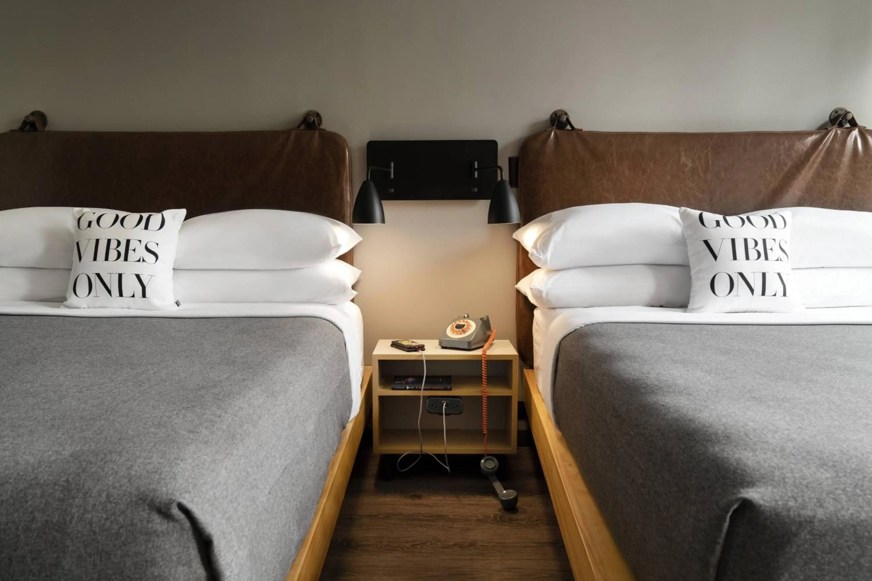 Photo of the whole room, Bed in MOXY Memphis Downtown