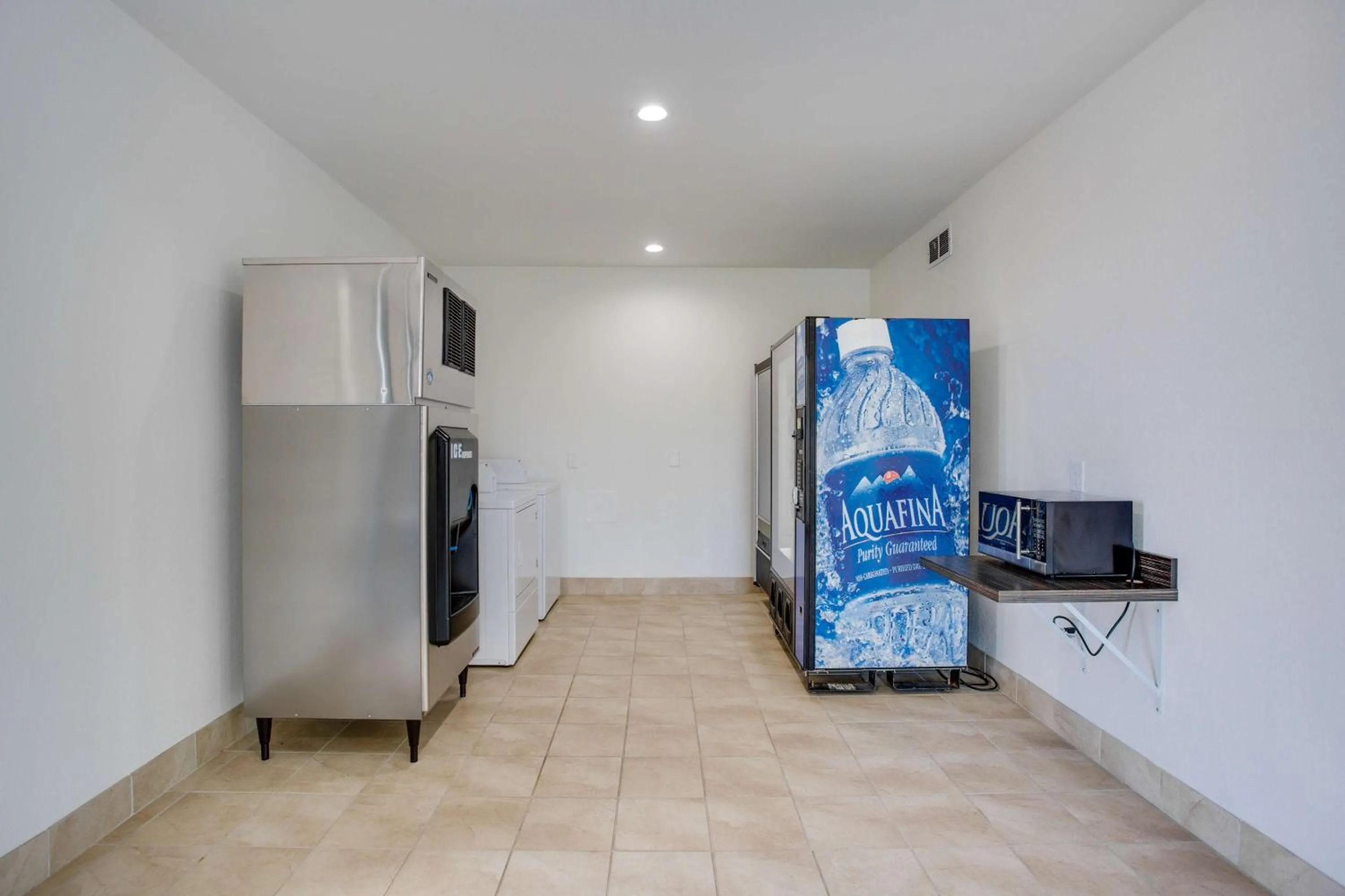 On site in Motel 6-White House, TN