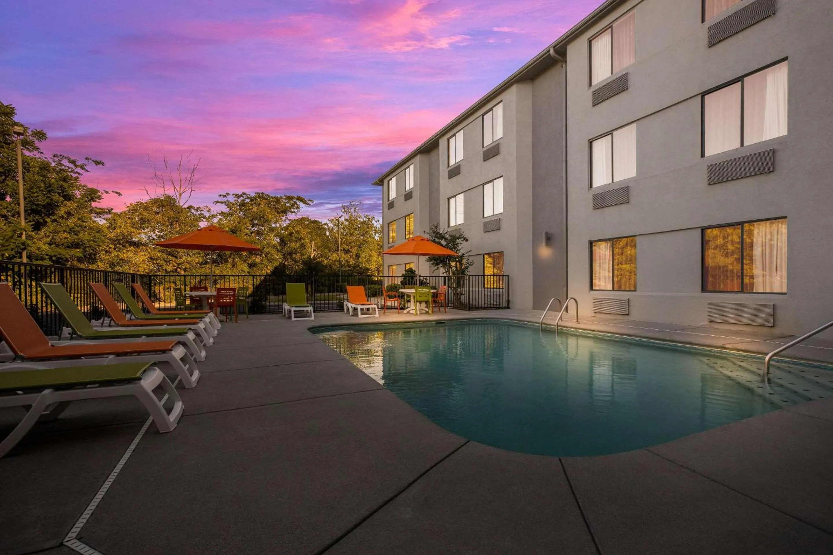 Property building in Clarion Pointe Sevierville-Pigeon Forge