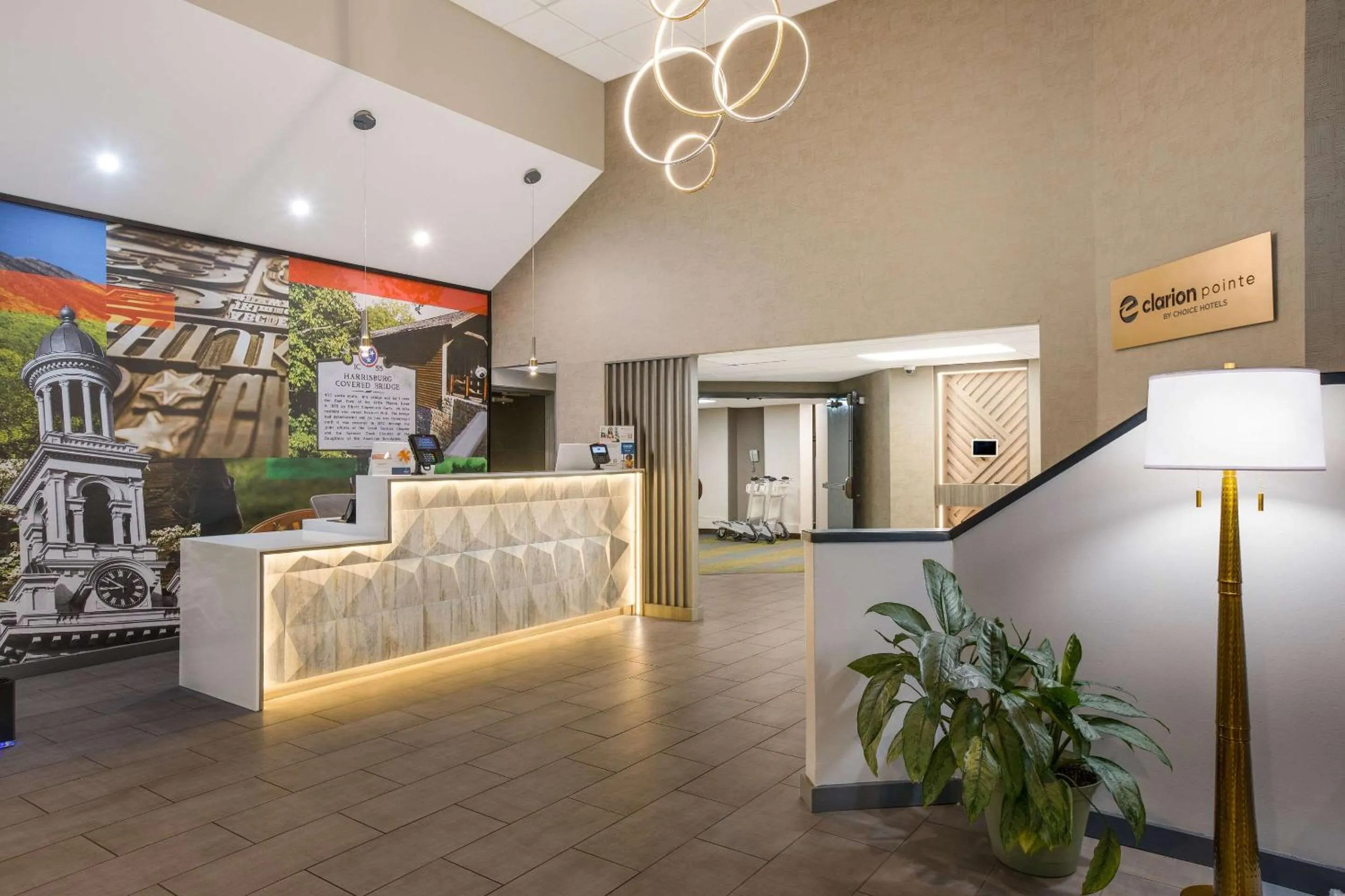 Lobby or reception in Clarion Pointe Sevierville-Pigeon Forge
