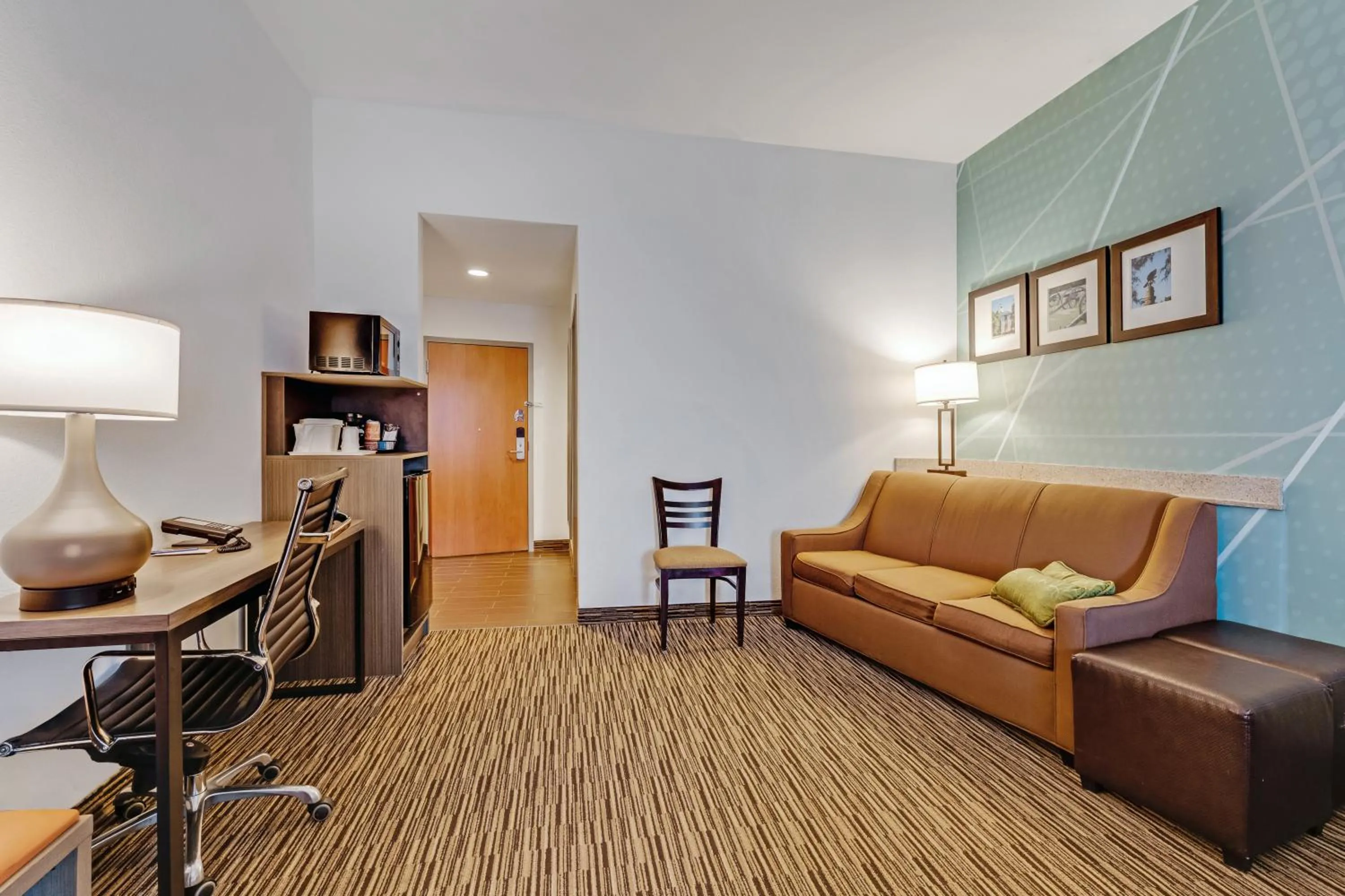 Comfort Suites Murfreesboro Shopping District