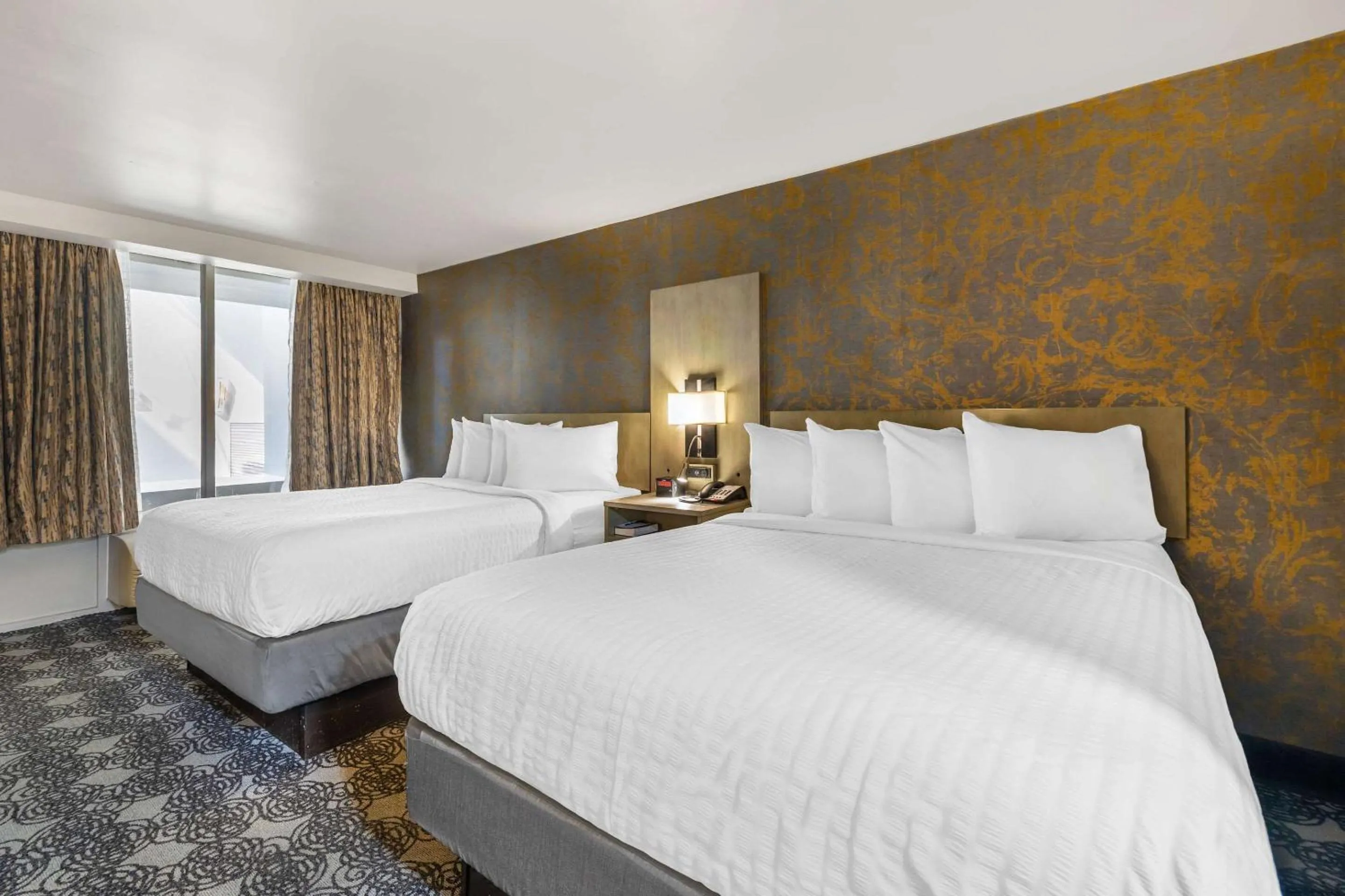 Bedroom, Bed in Clarion Inn Murfreesboro Old Fort Pkwy