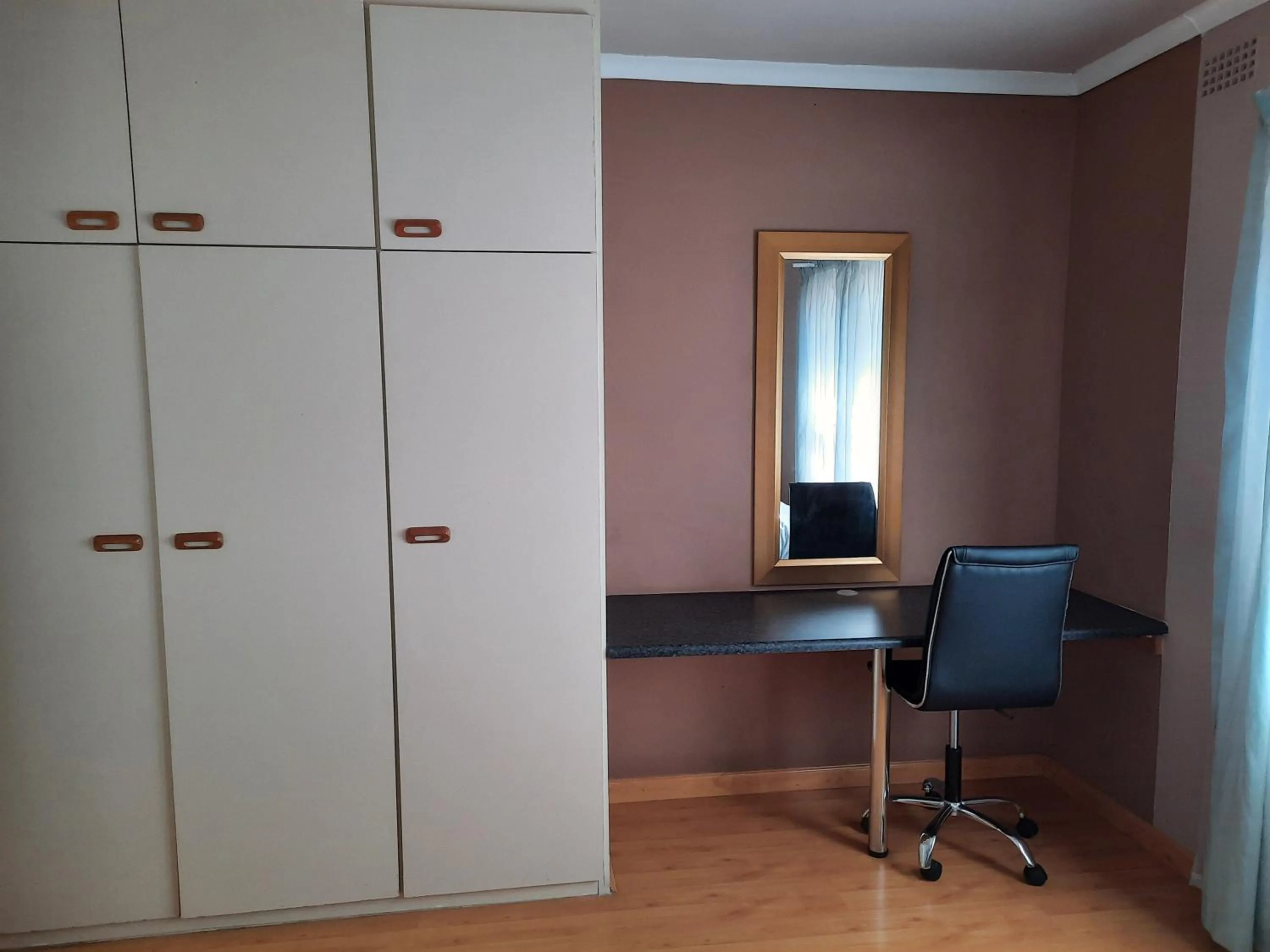 Bedroom in TwinnPalms Accommodation