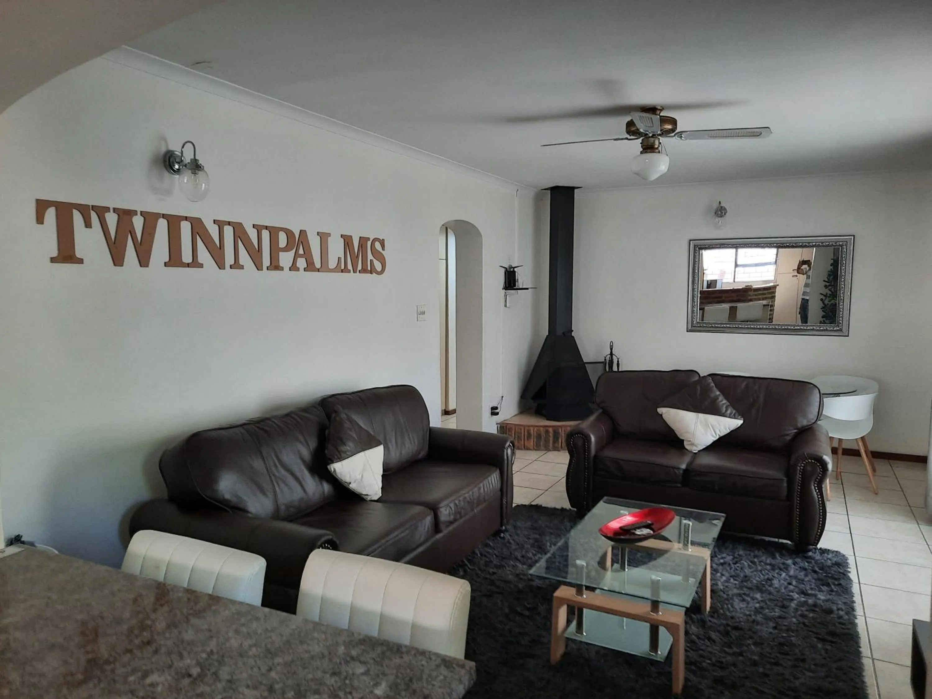Lounge or bar in TwinnPalms Accommodation