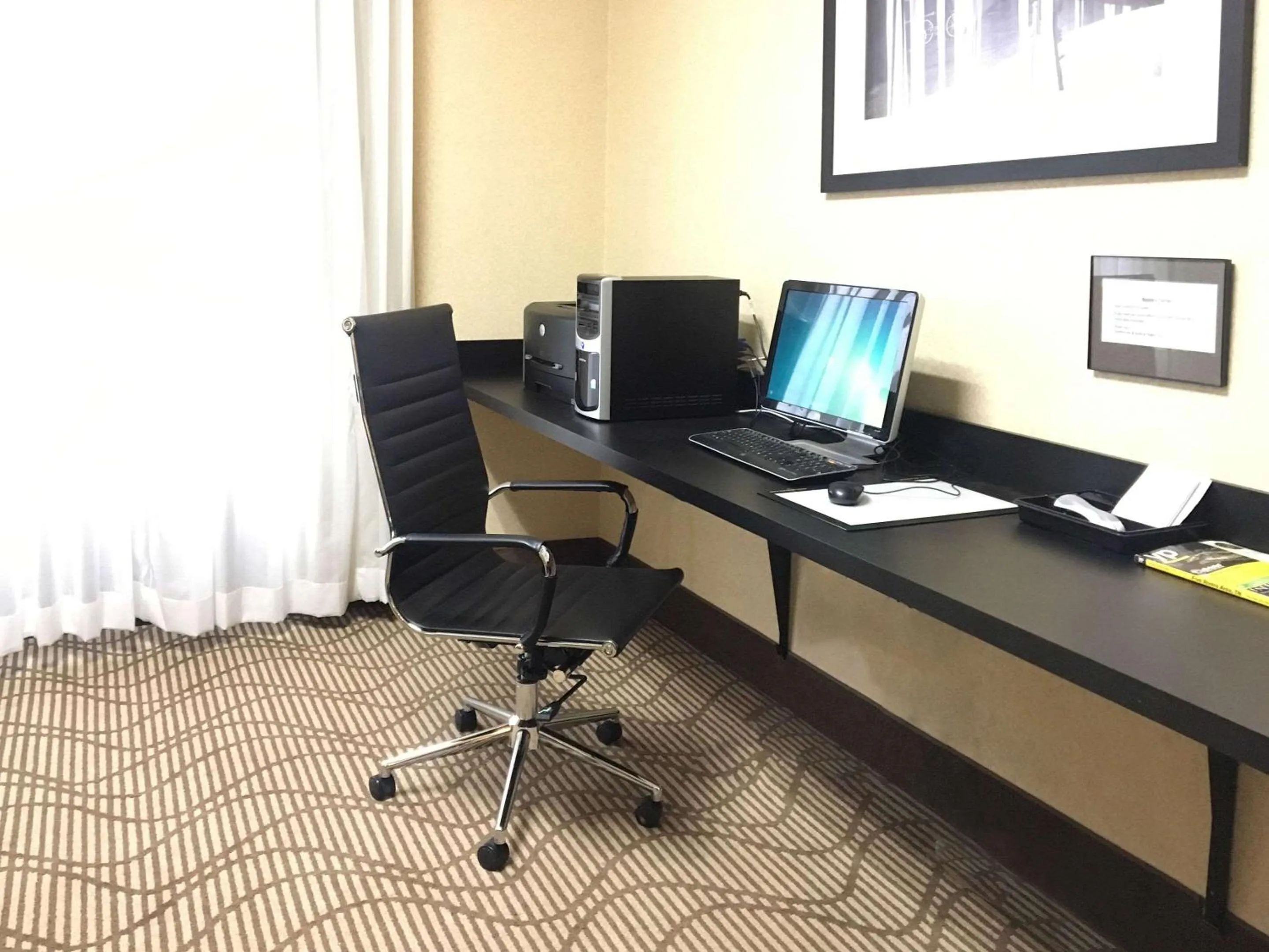 Business facilities in Comfort Inn & Suites Rogersville