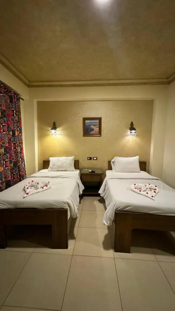Bedroom, Bed in Dahab Holiday Hotel