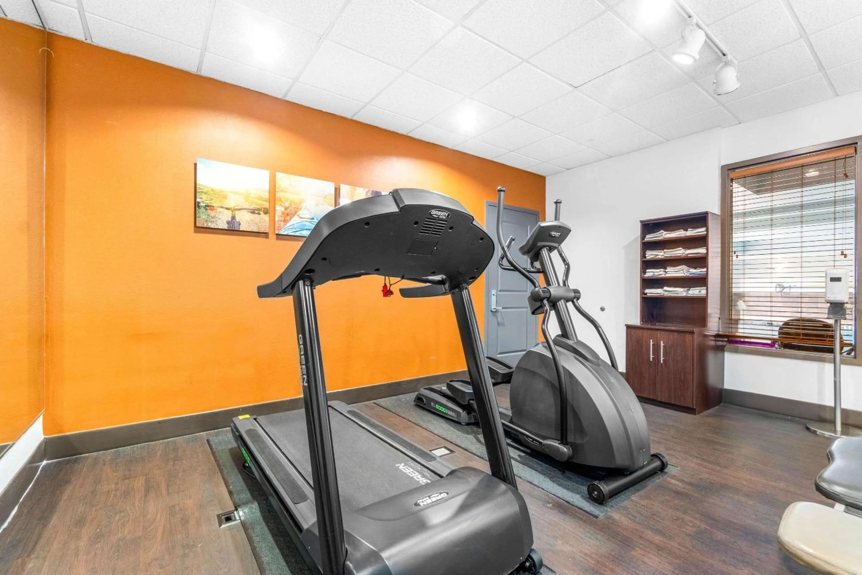 Fitness centre/facilities in Comfort Suites Jackson I-40
