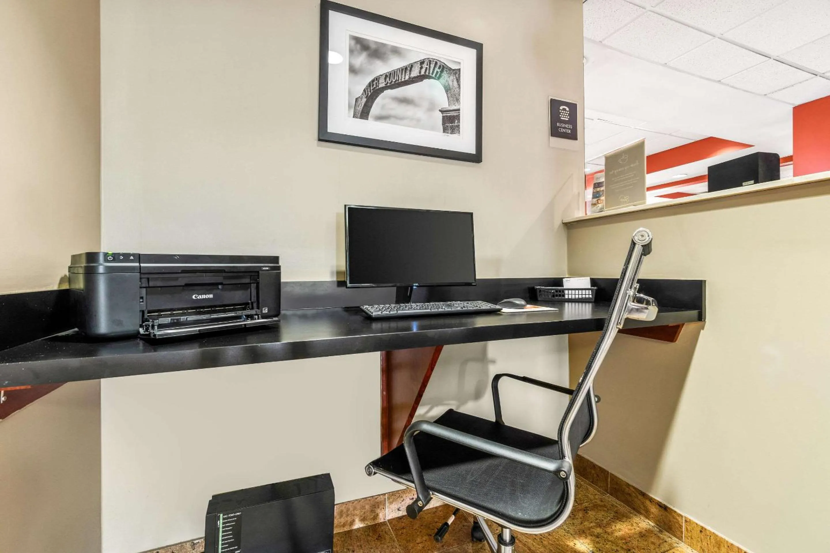 Business facilities in Sleep Inn & Suites Dyersburg I-155