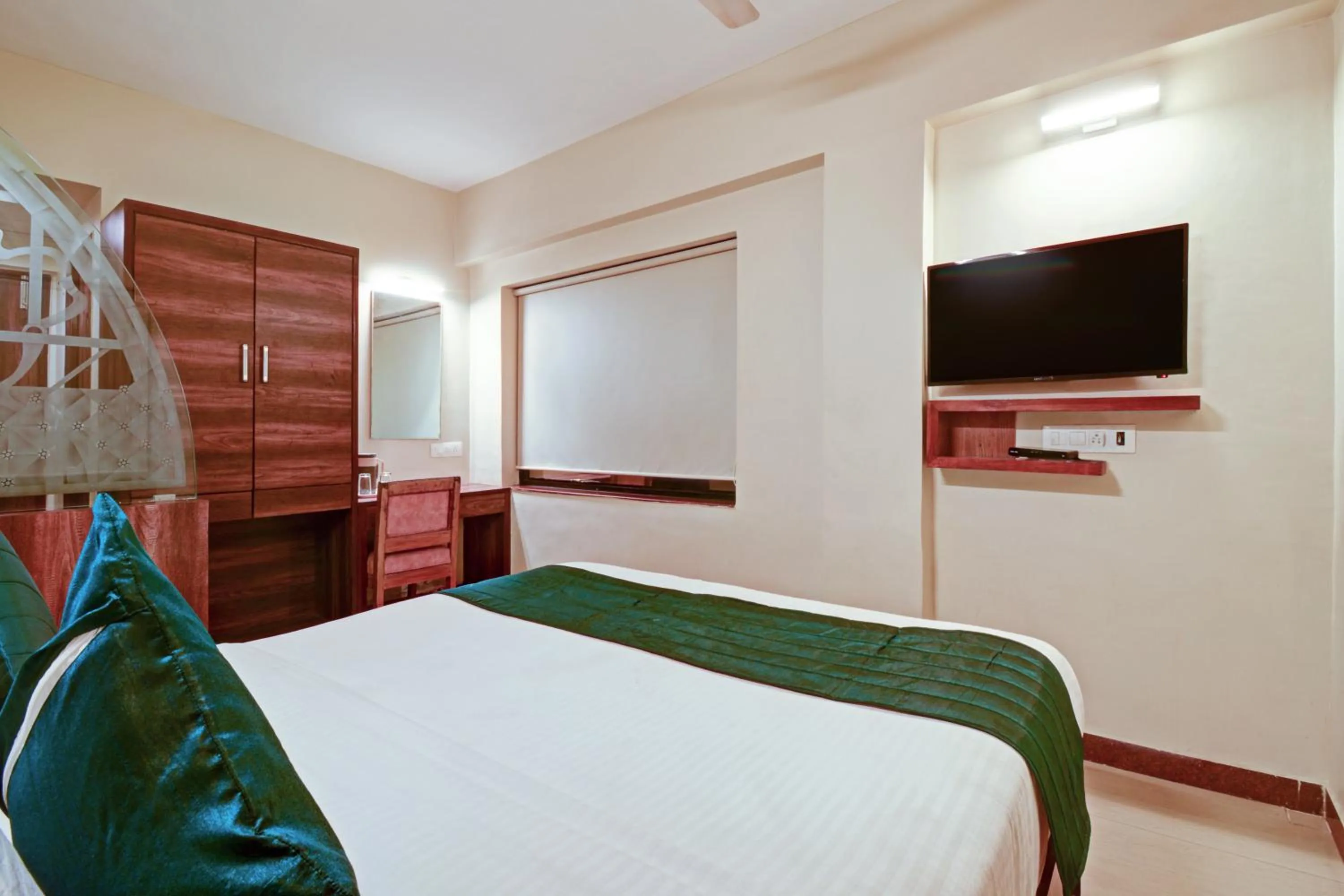 TV and multimedia, Bed in SRTC Hotel Aspire