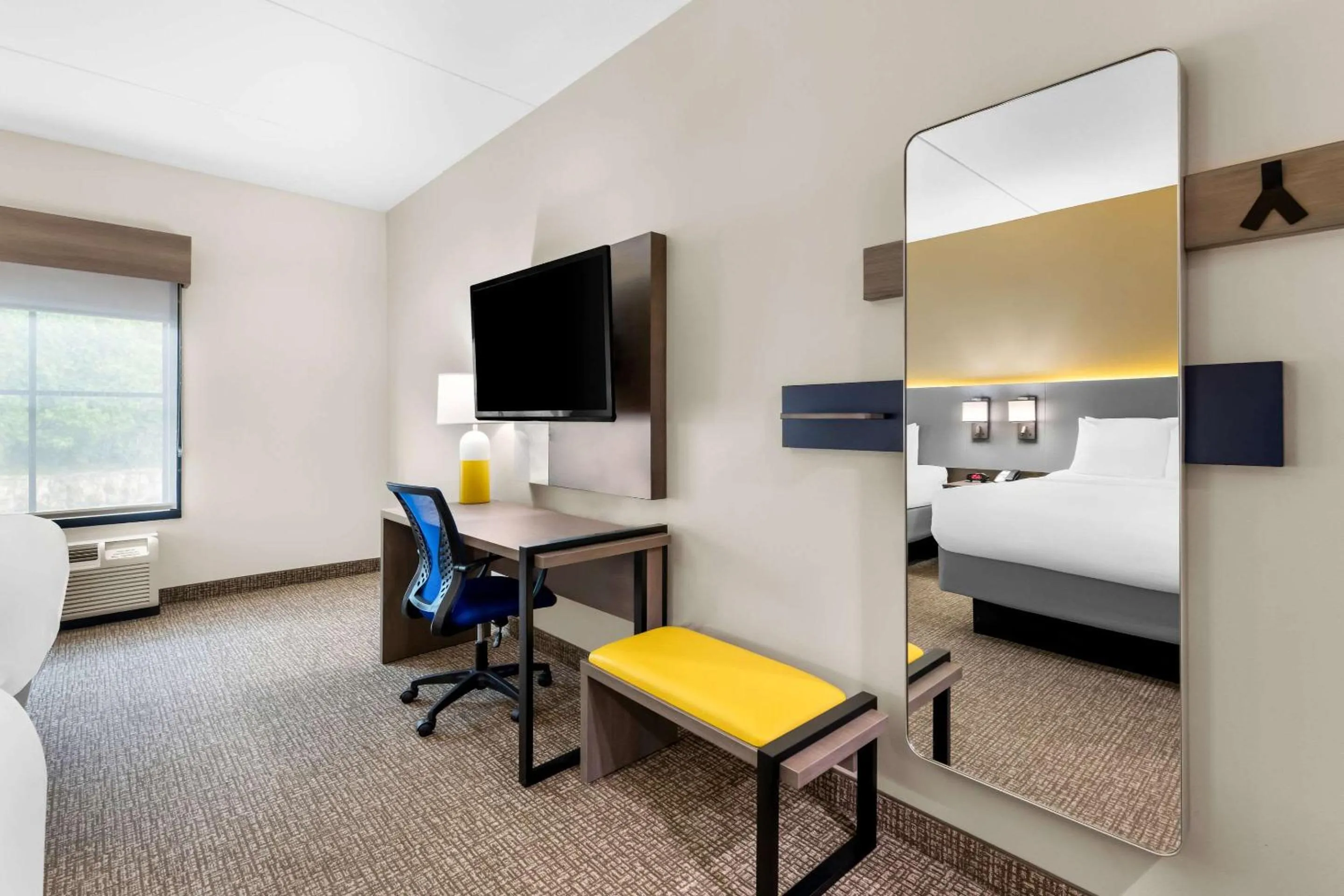 Bedroom, Bed in Comfort Inn Harriman