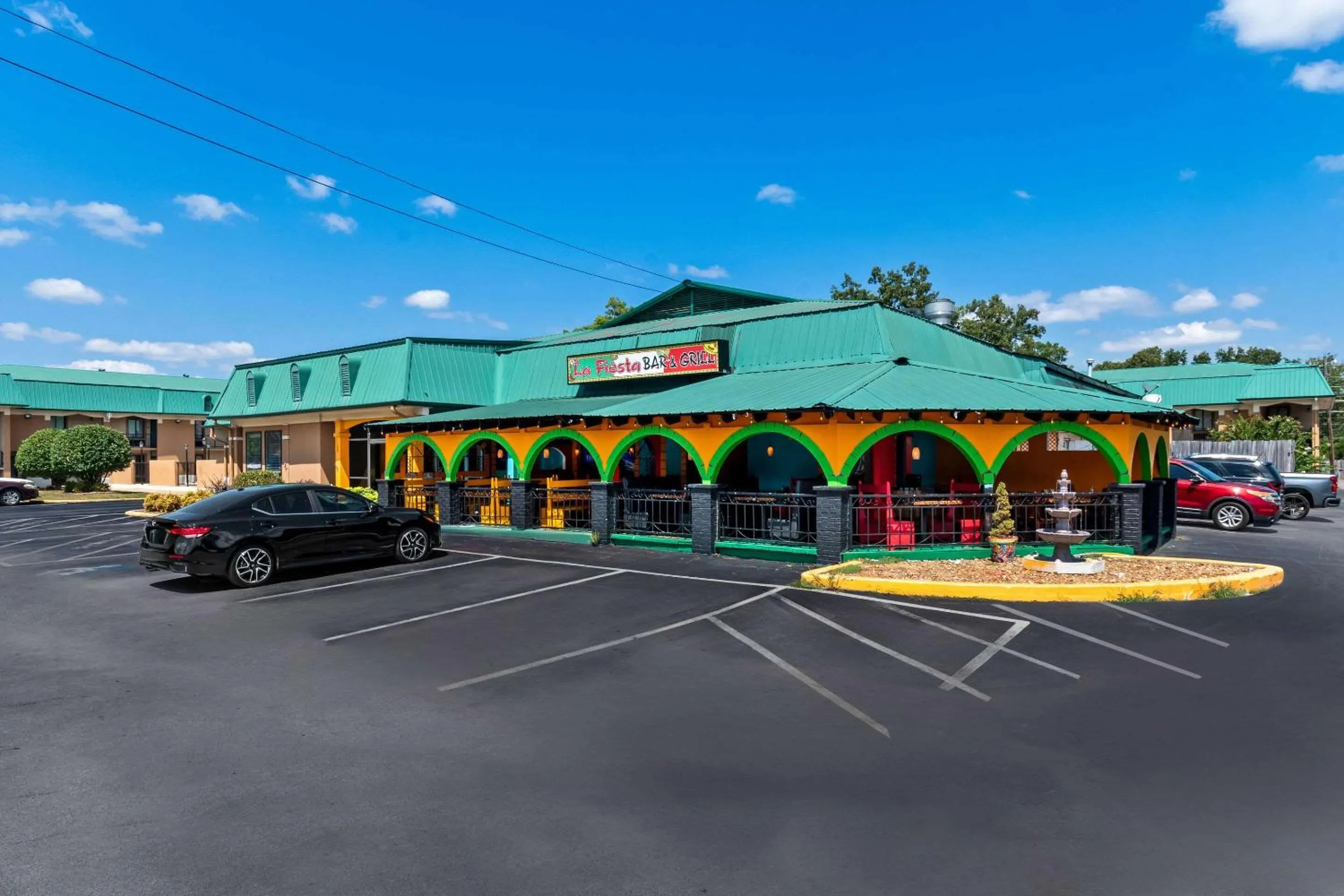Property building in Quality Inn Tullahoma