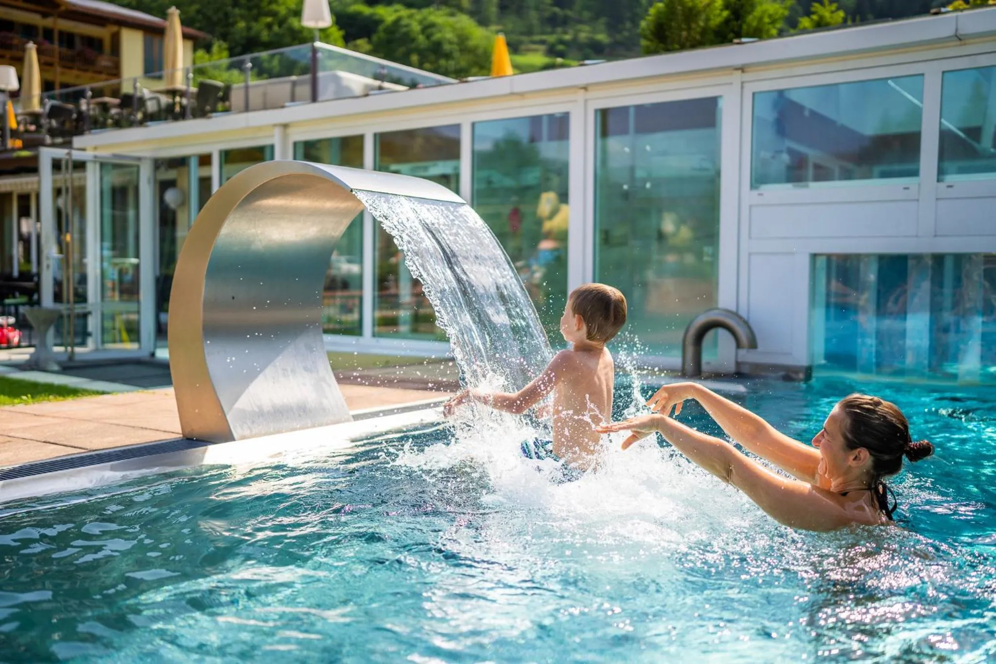 Swimming pool in Familien- Sportresort BRENNSEEHOF