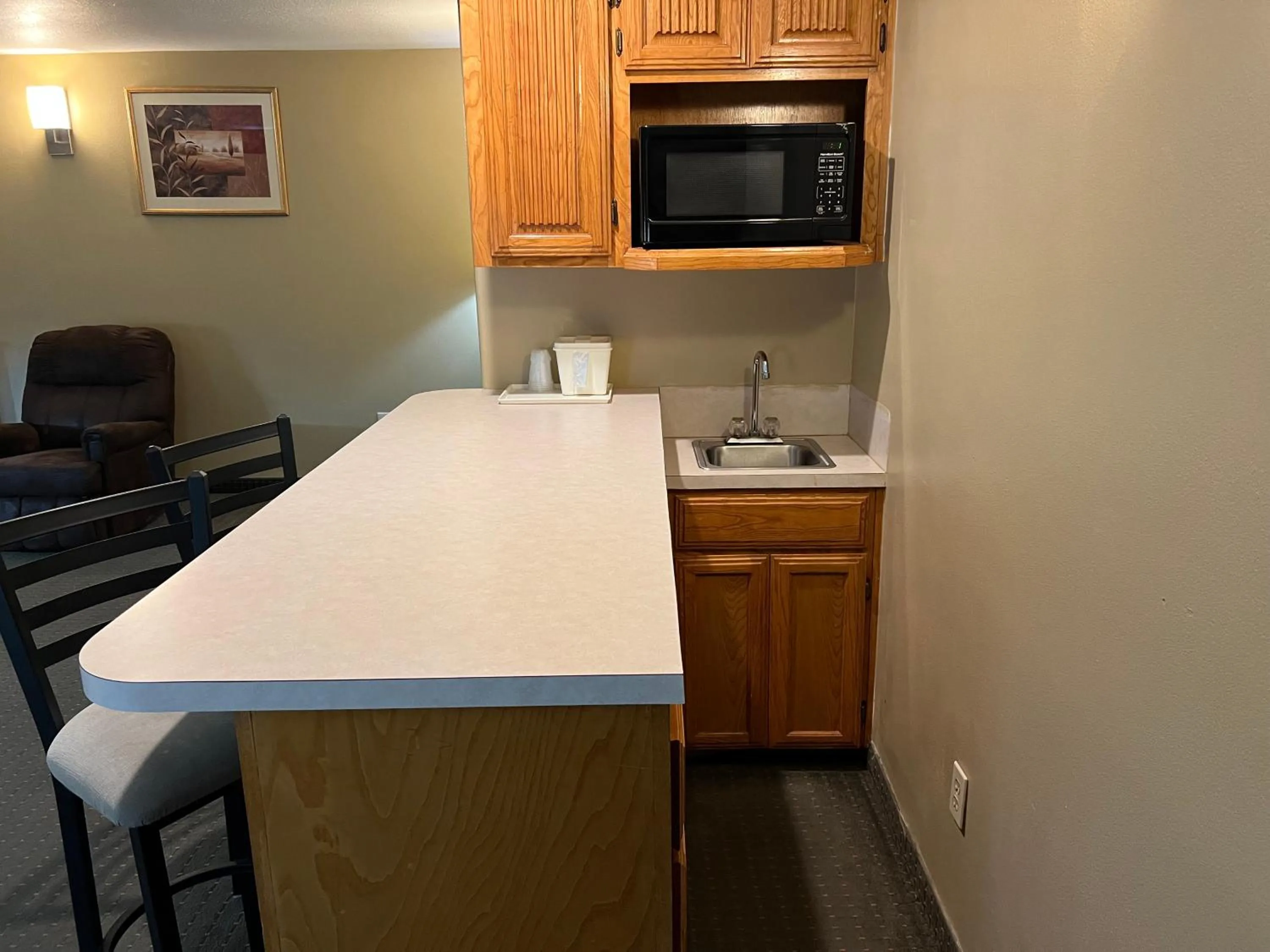 Dining area in Americas Best Value Inn Pharr/McAllen