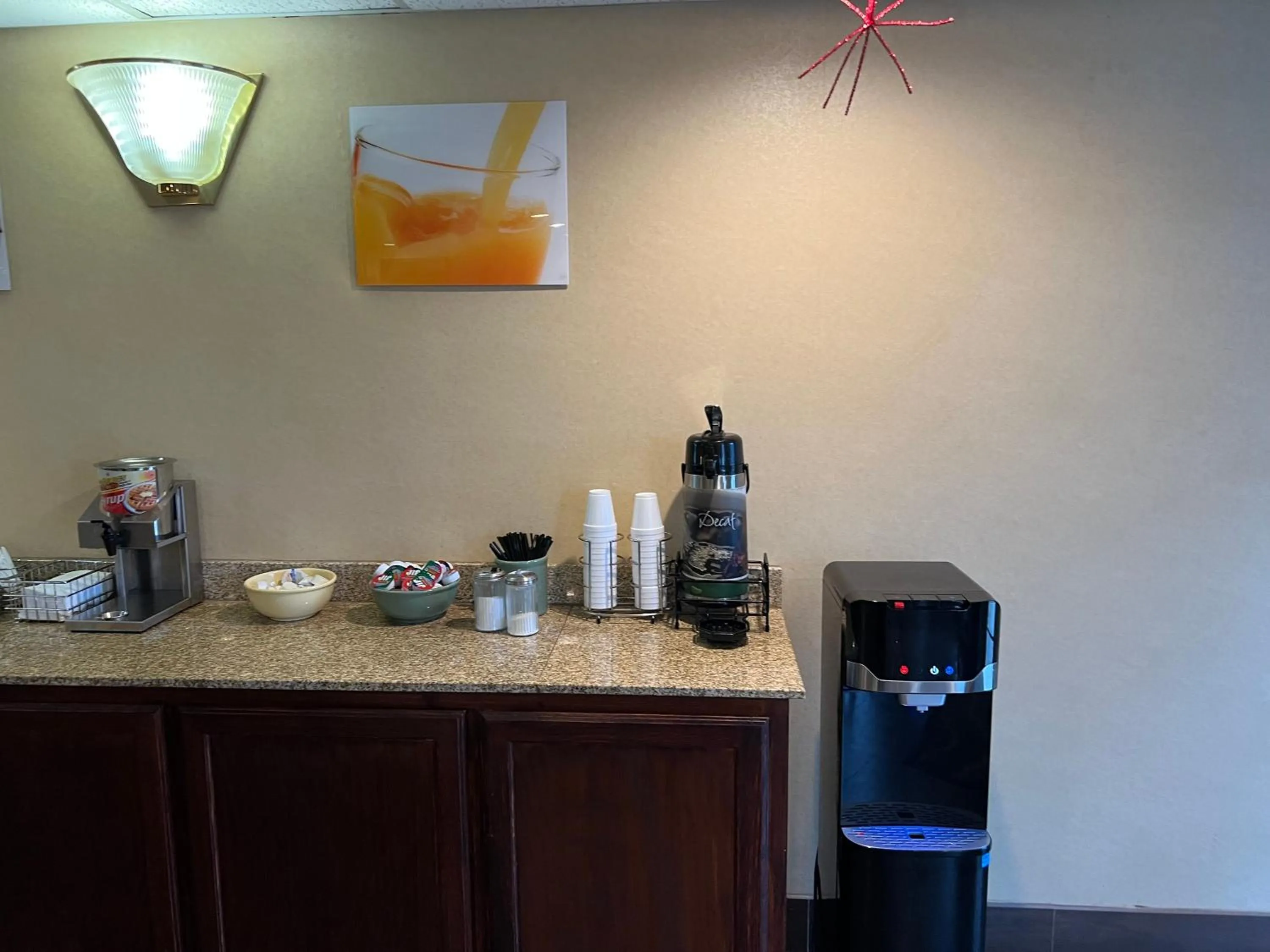 Coffee/tea facilities in Americas Best Value Inn Pharr/McAllen