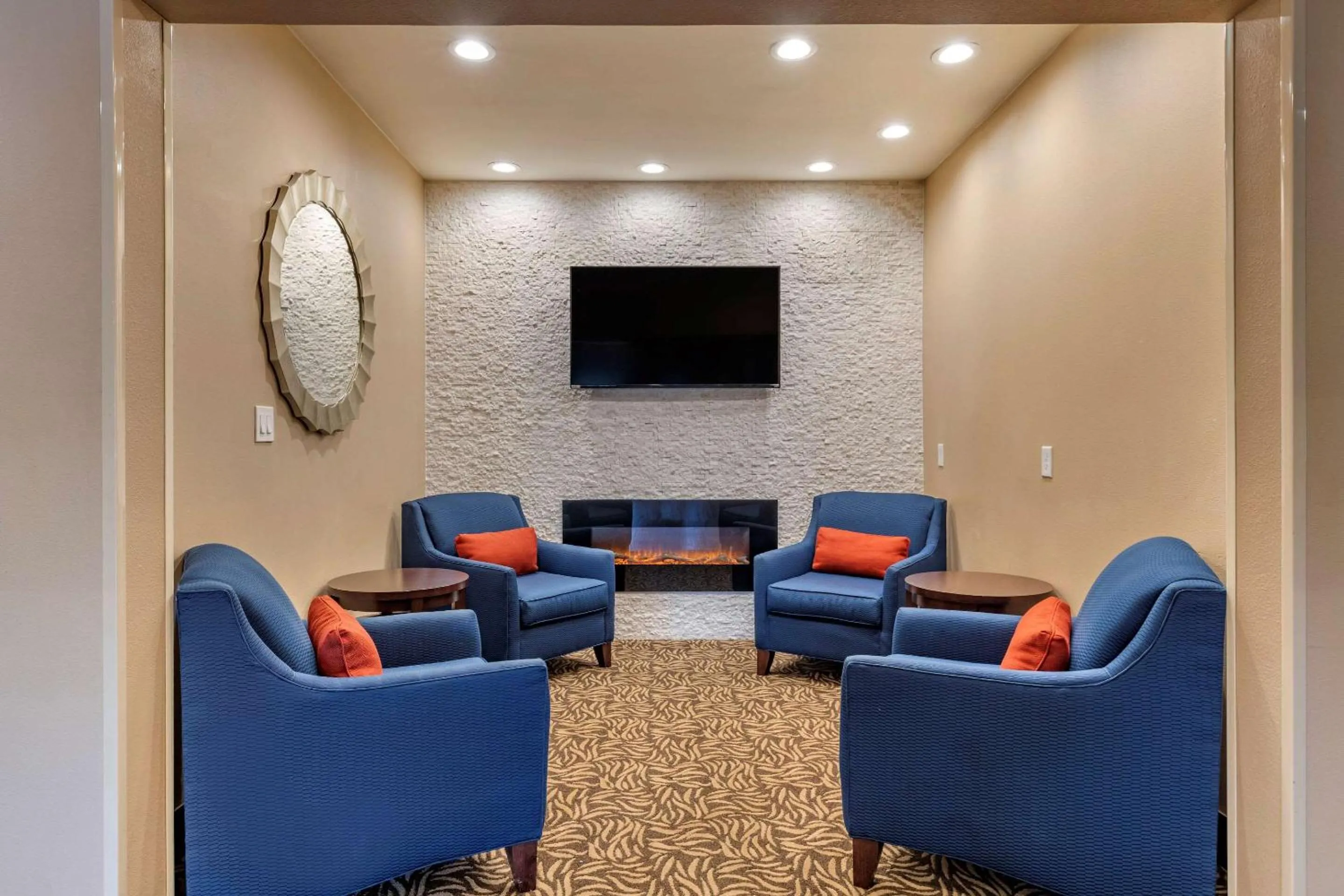 Lobby or reception, Seating Area in Comfort Suites Lufkin