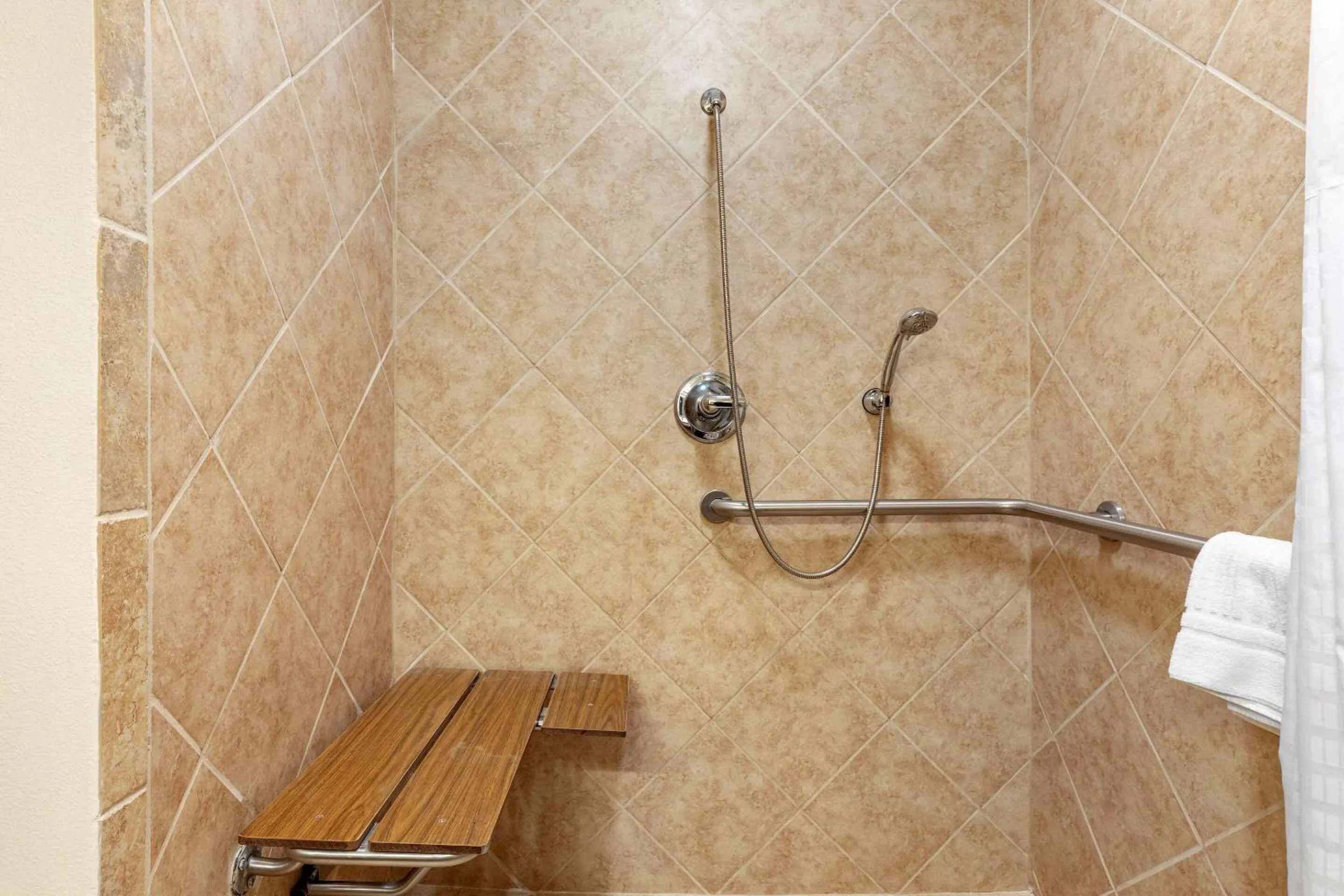 Photo of the whole room, Bathroom in Comfort Suites Lufkin