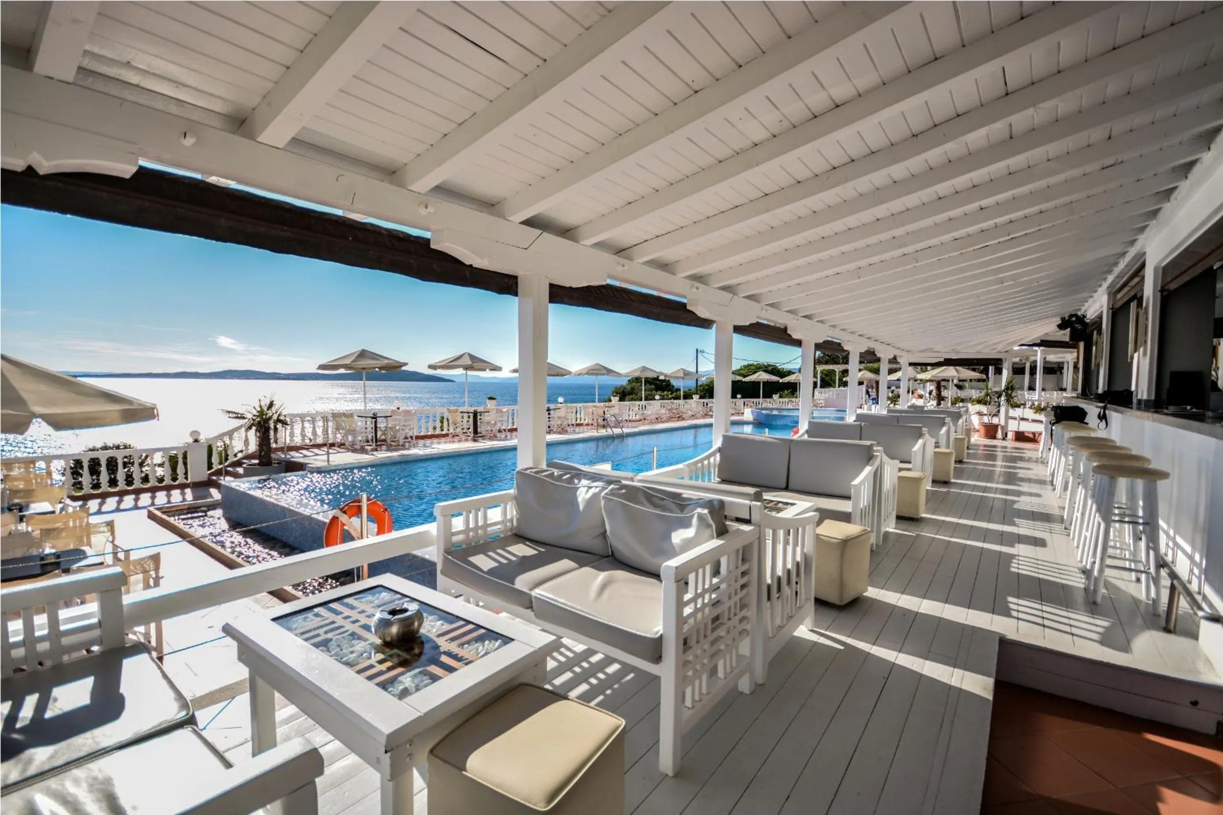 Lounge or bar in Hotel Akti Ouranoupoli Beach Resort