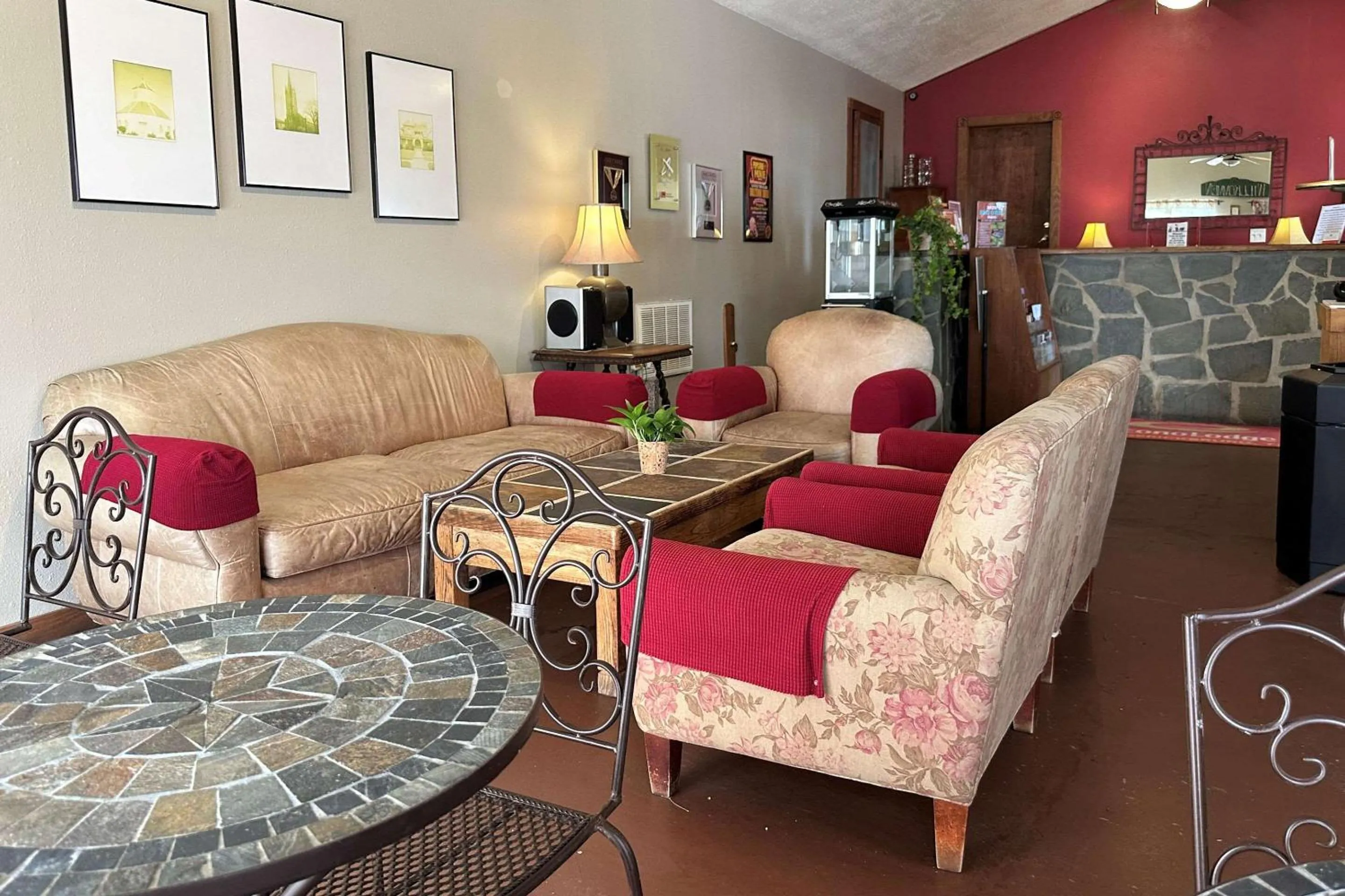 Lobby or reception in Econo Lodge Fredericksburg