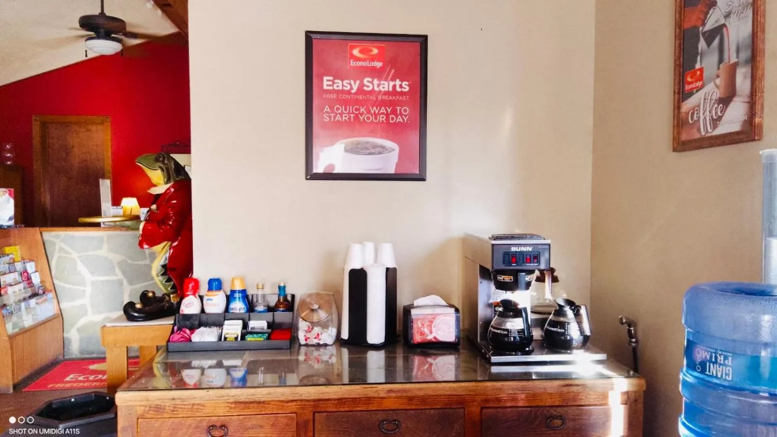 Breakfast in Econo Lodge Fredericksburg