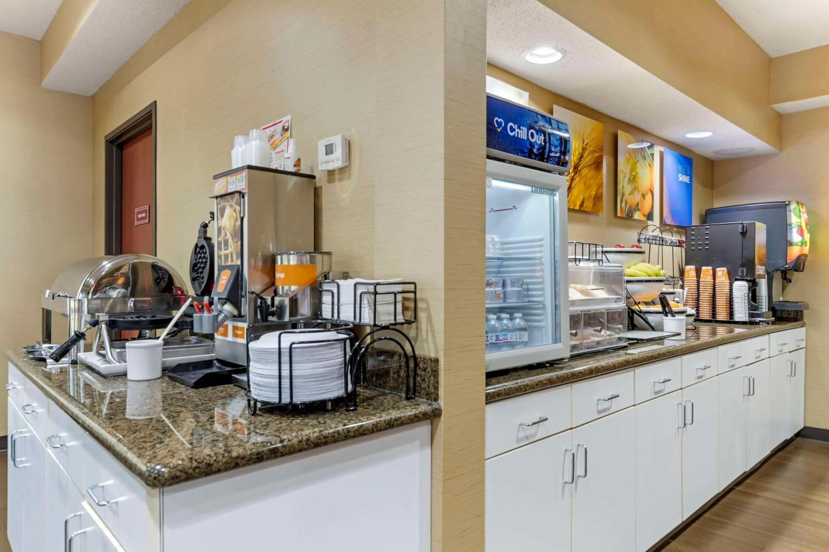 Breakfast in Comfort Inn & Suites Seguin