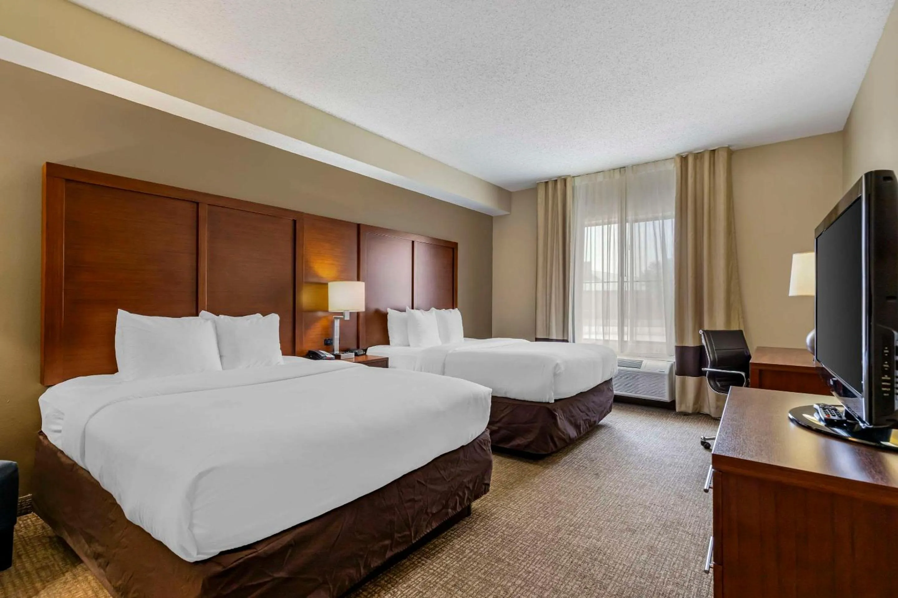 Bedroom, Bed in Comfort Inn & Suites Seguin