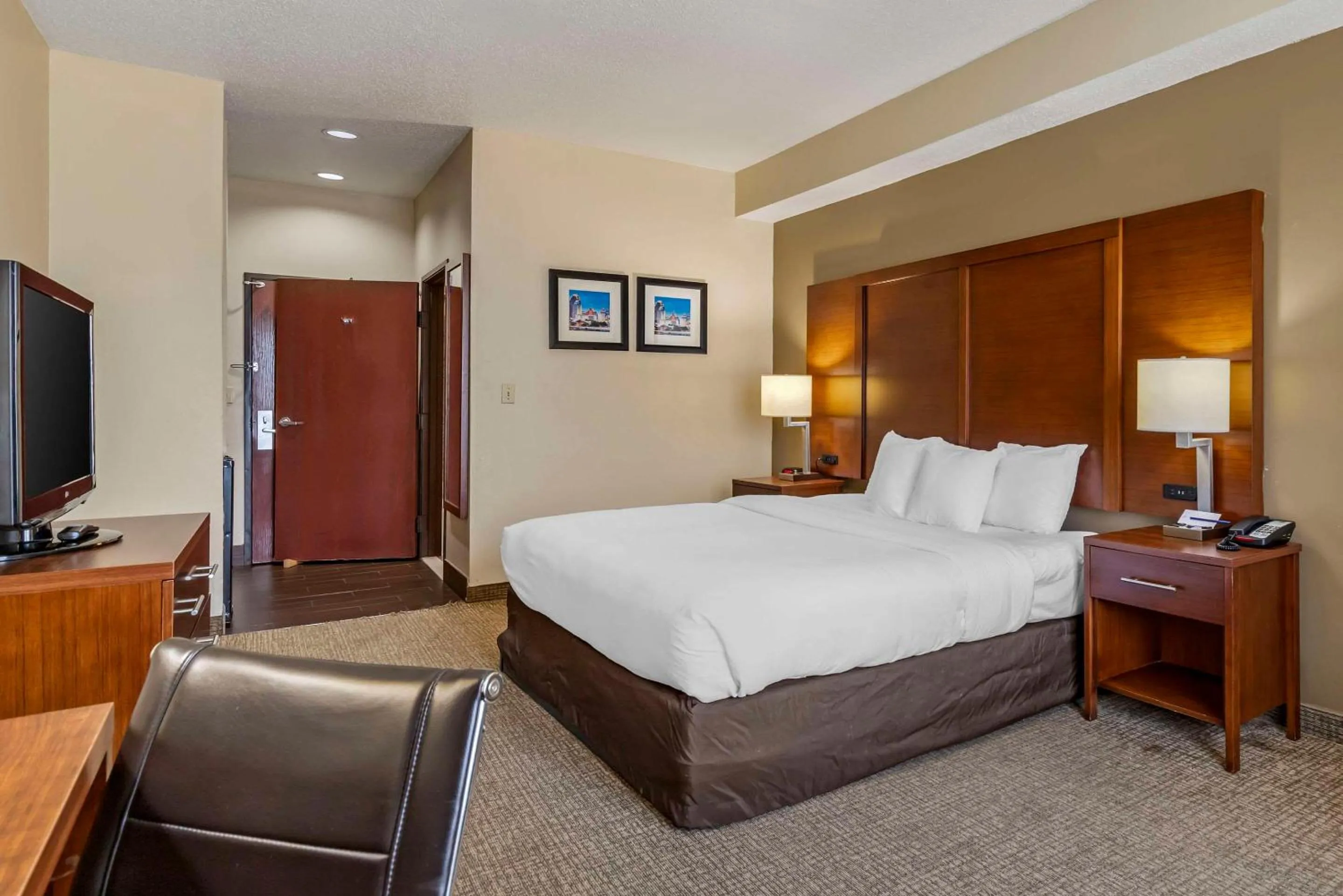 Bedroom, Bed in Comfort Inn & Suites Seguin