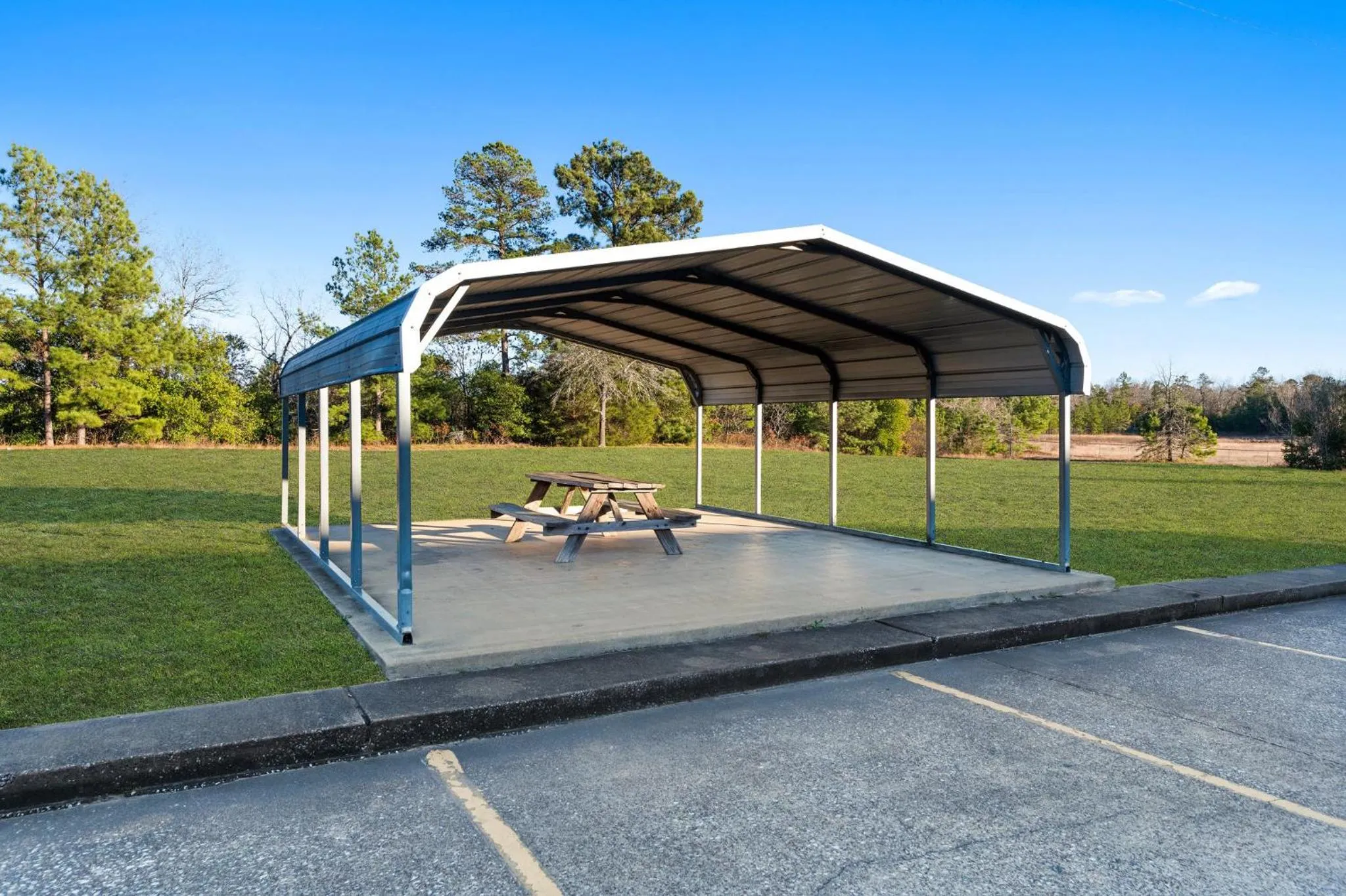 BBQ facilities in Red Roof Inn Nacogdoches