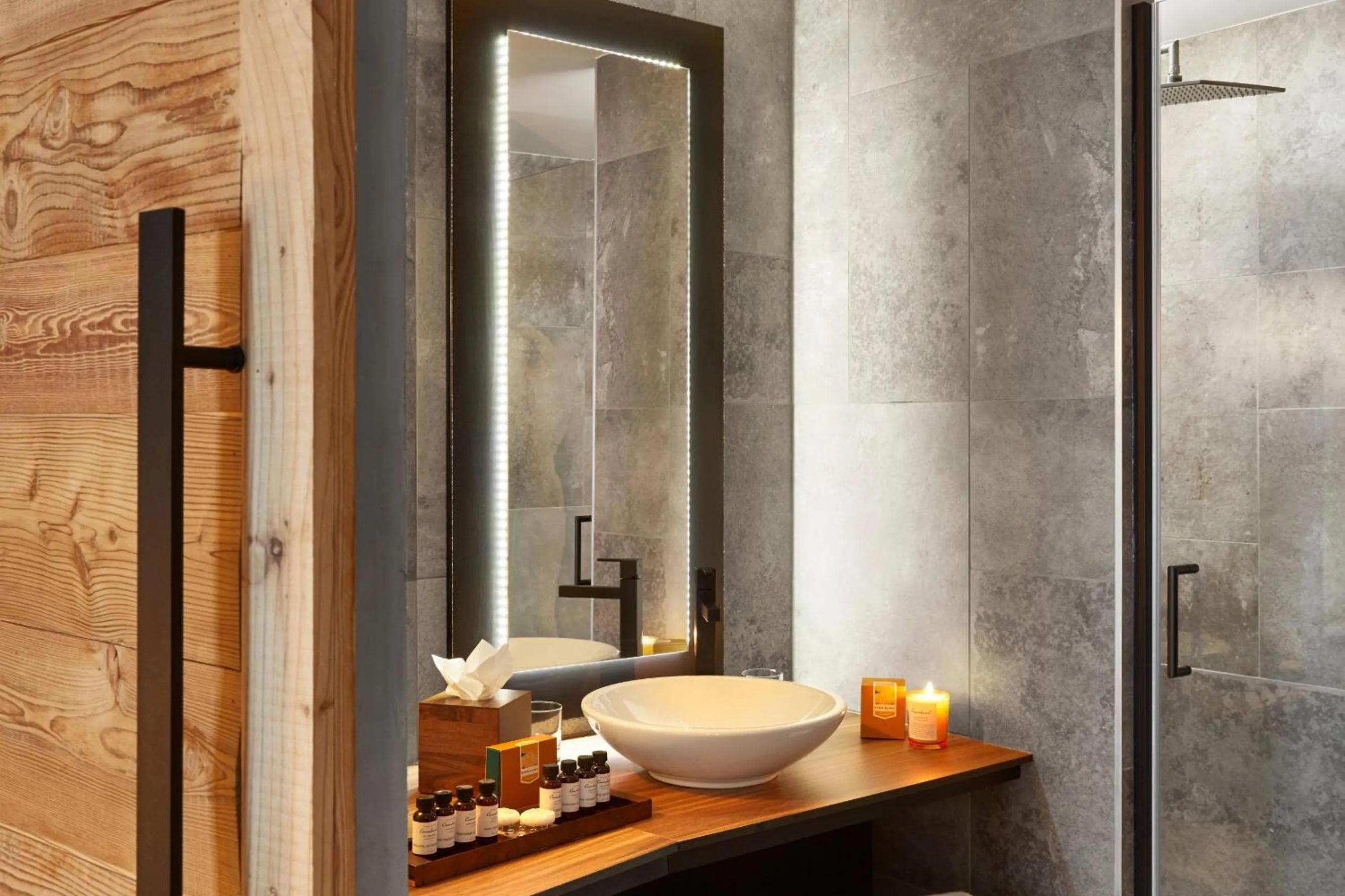 Bathroom in Ecrin Blanc Resort Courchevel - Aquapark