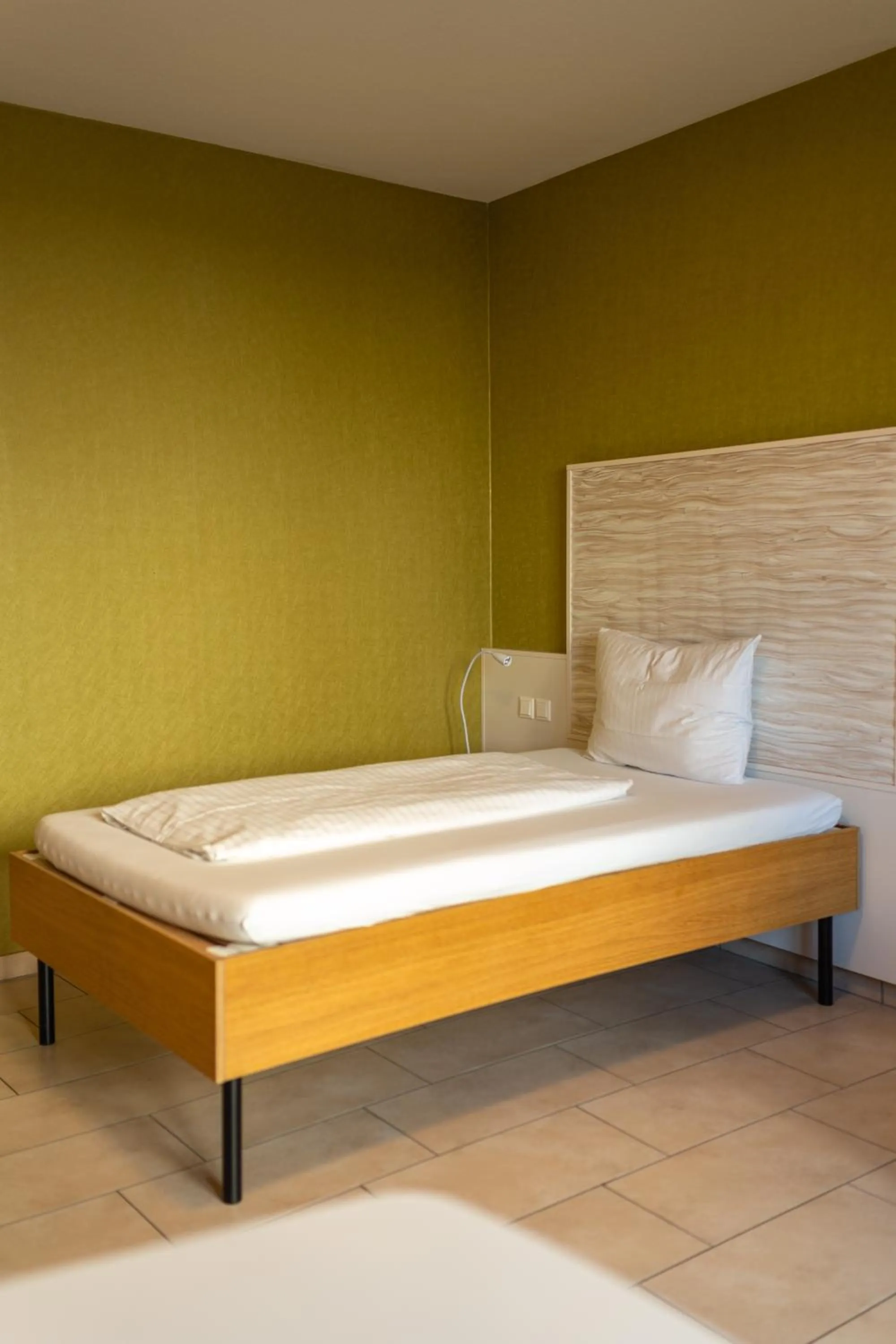 Bedroom, Bed in first Apart