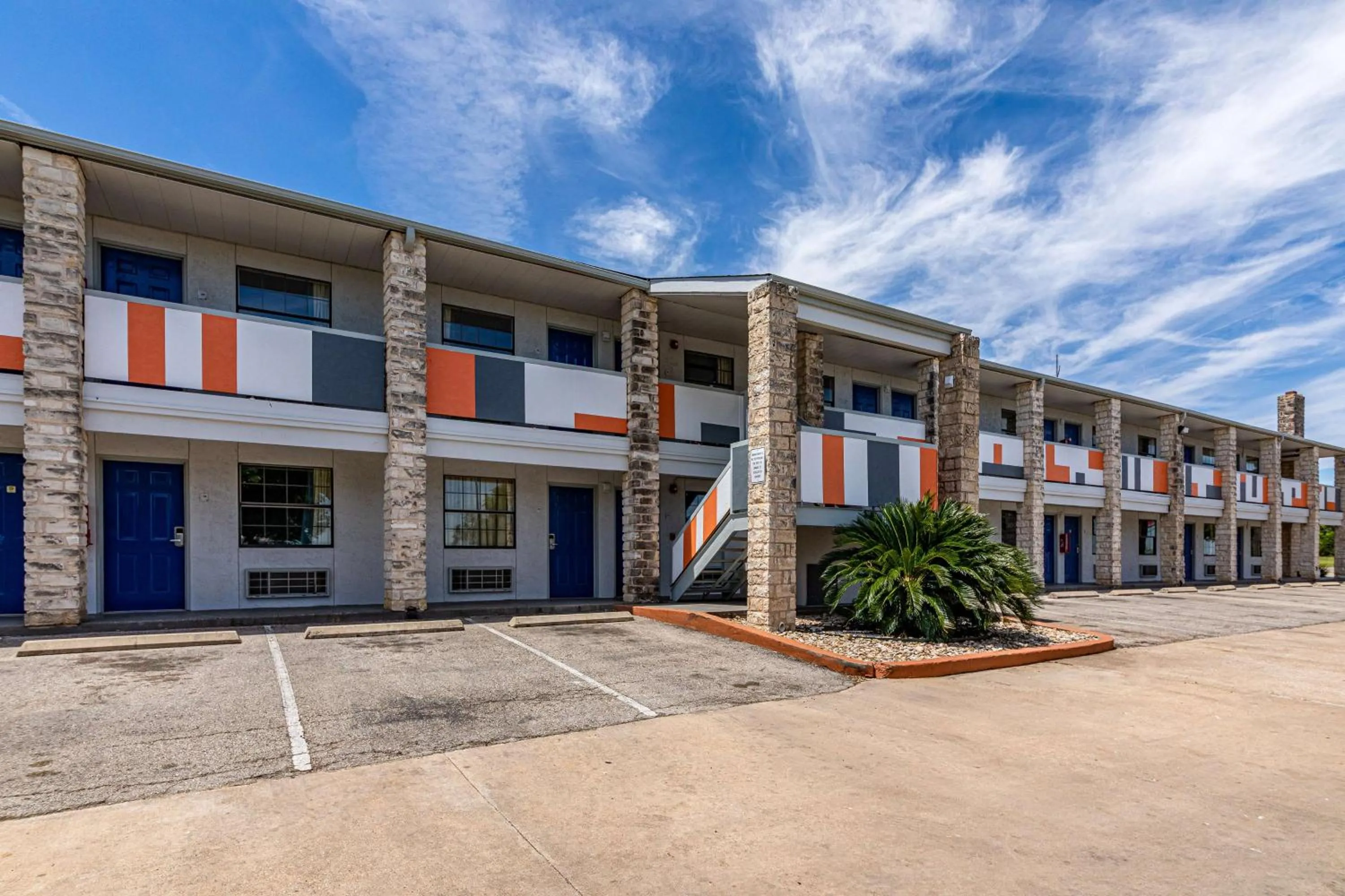 Property building in Motel 6-Georgetown, TX