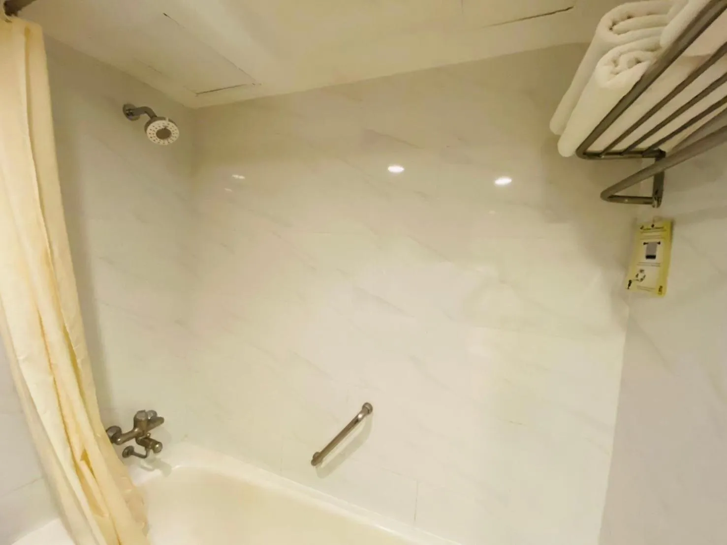 Gold Orchid Bangkok Hotel