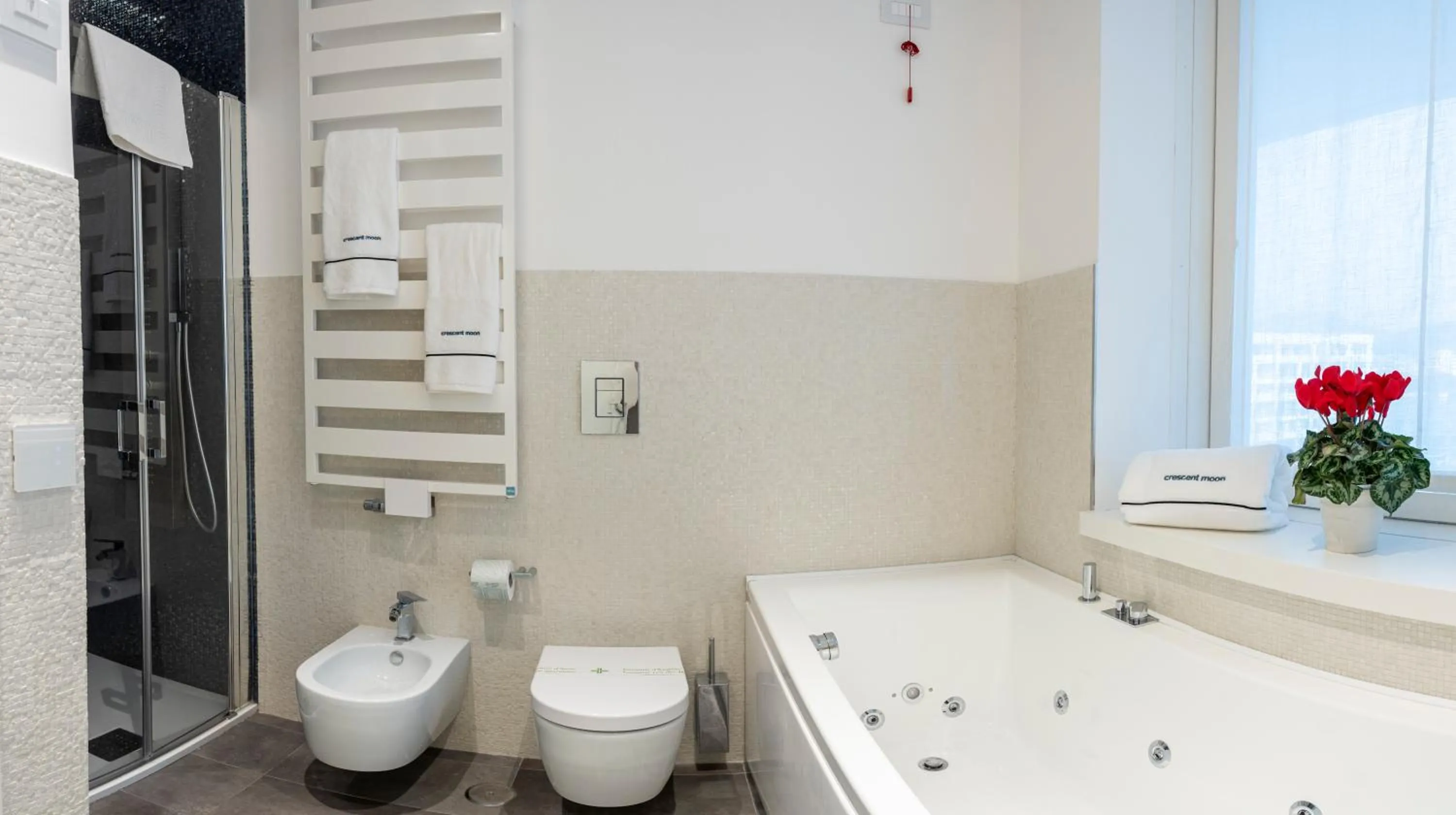 Shower in Crescent Moon