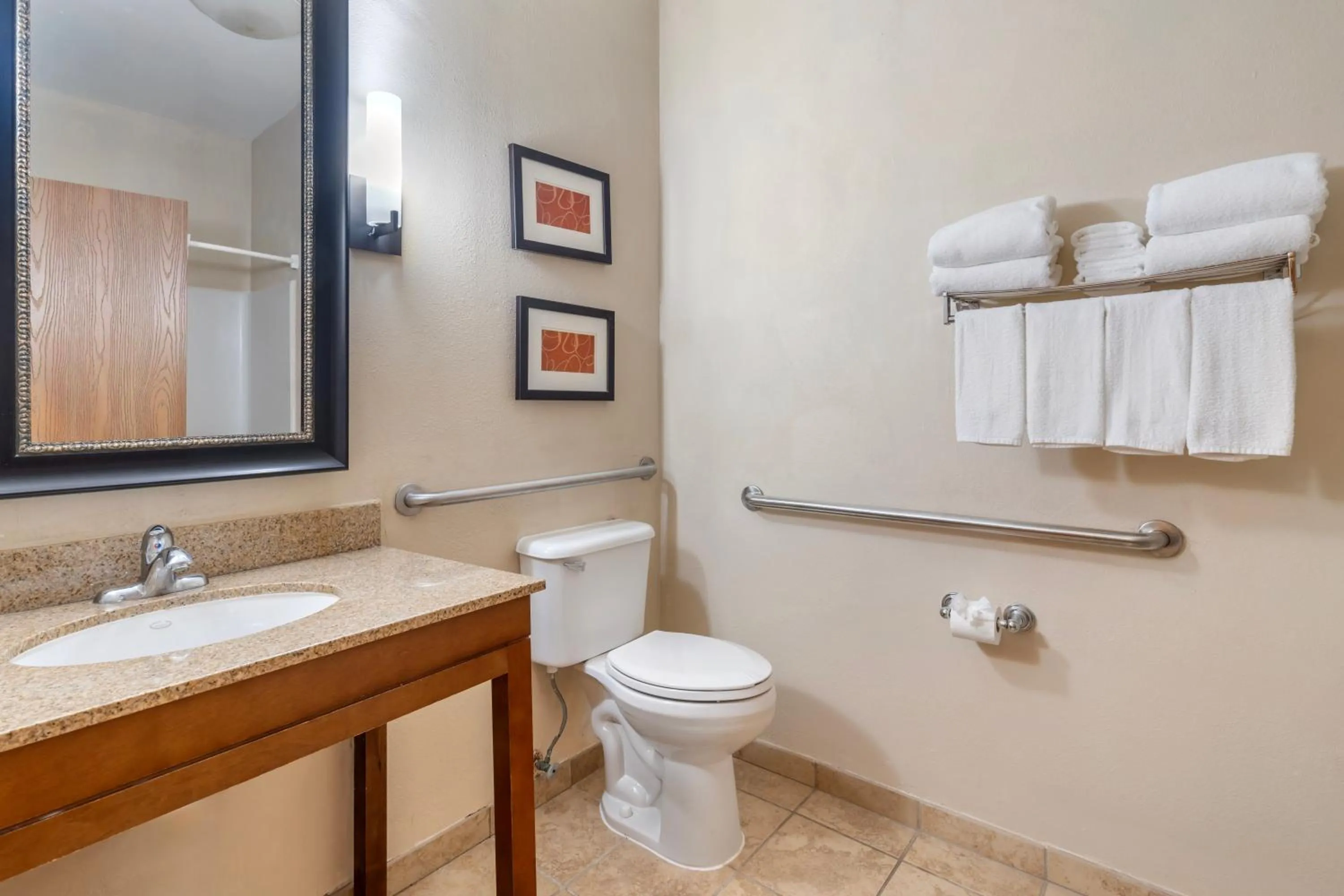 Comfort Suites McKinney-Allen