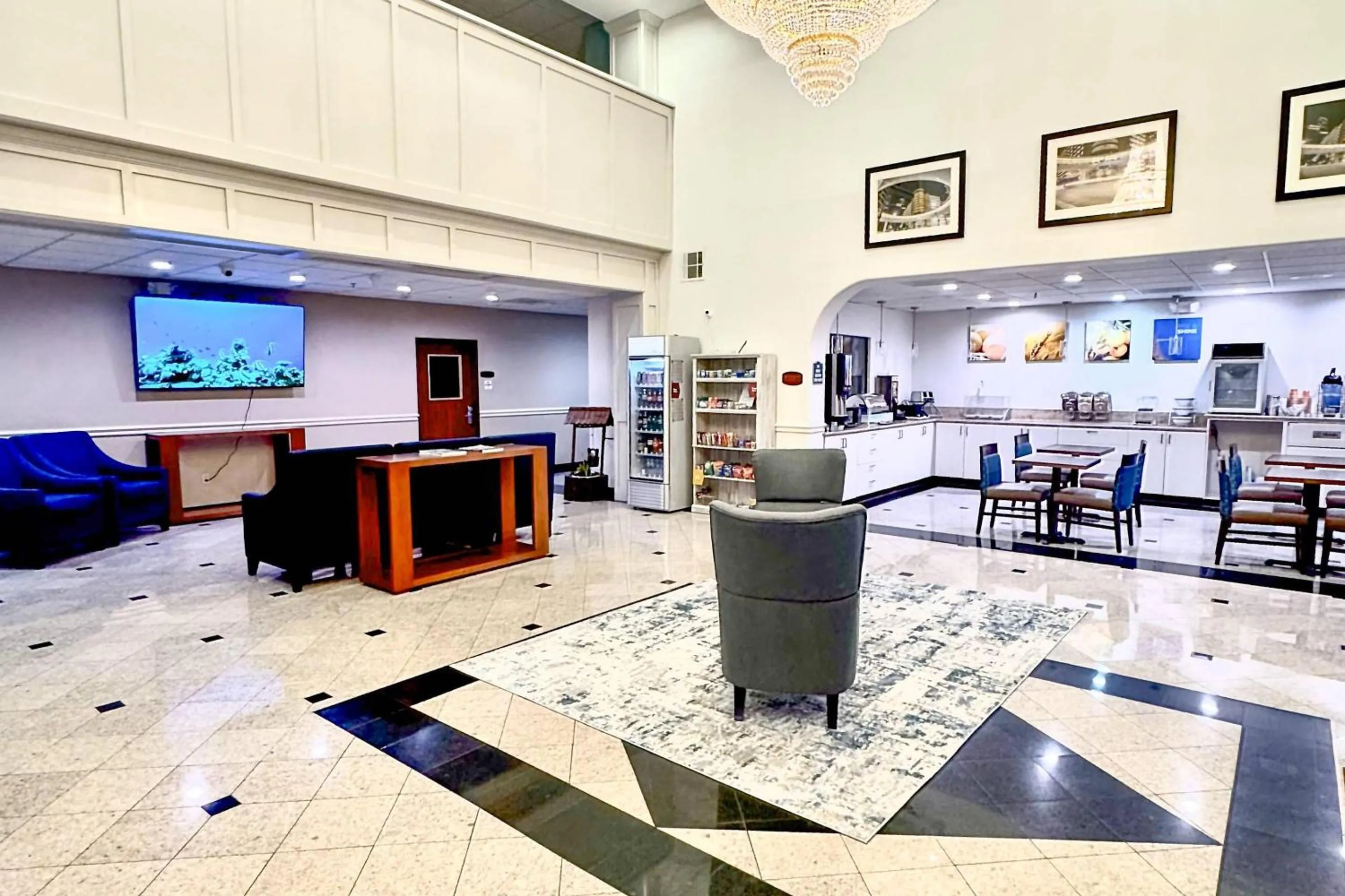 Lobby or reception in Comfort Suites Westchase Houston Energy Corridor