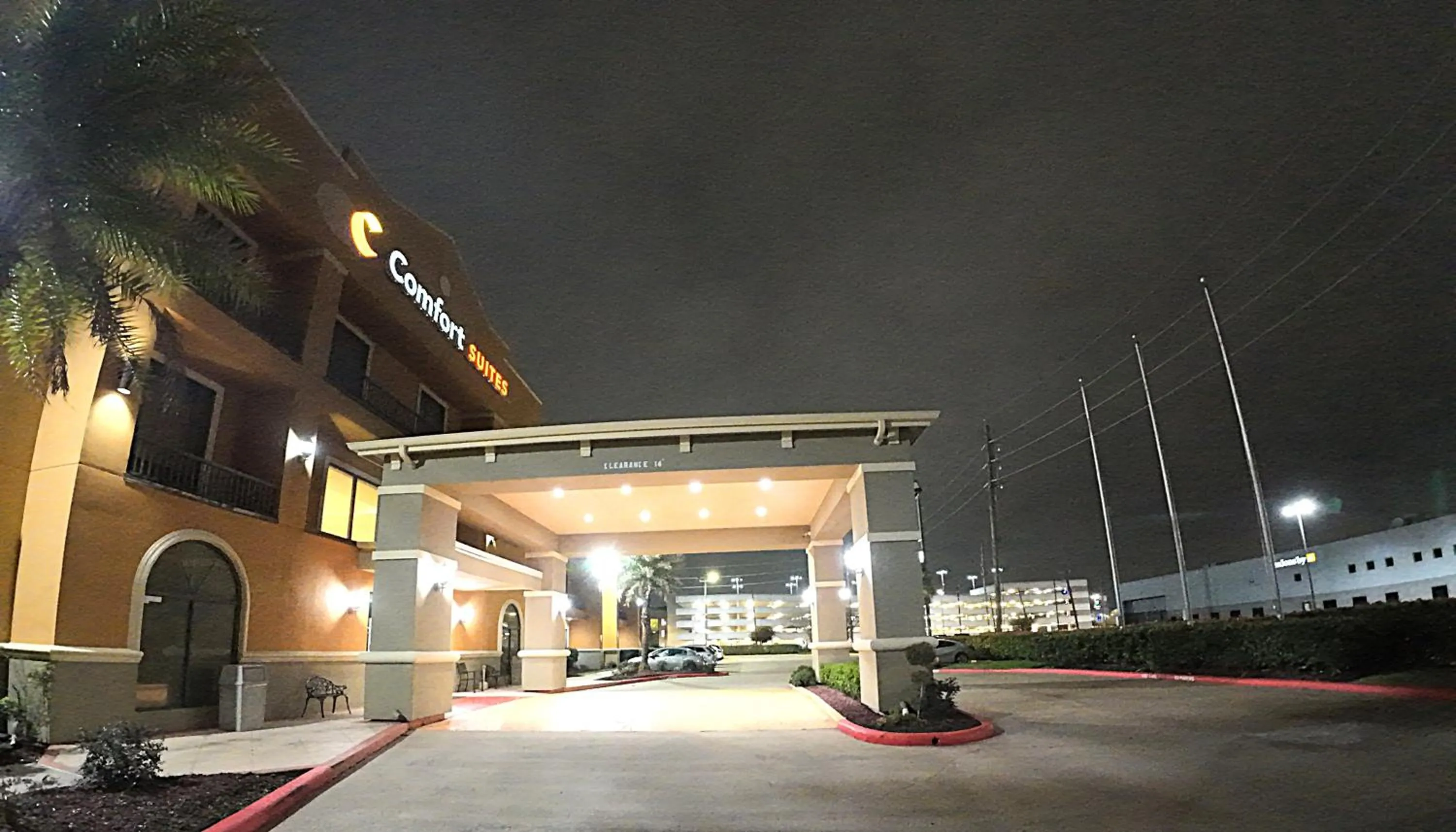 Property building in Comfort Suites Westchase Houston Energy Corridor