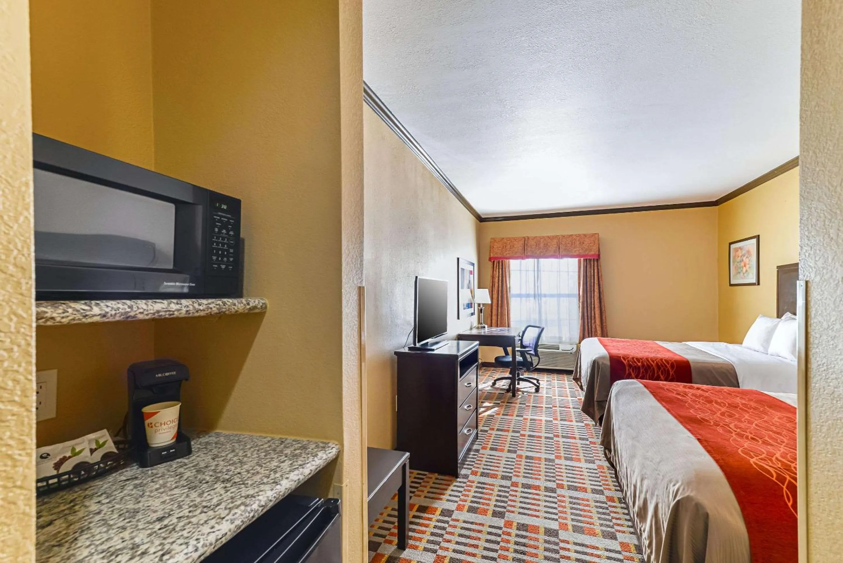 Photo of the whole room in Quality Inn & Suites Lubbock South