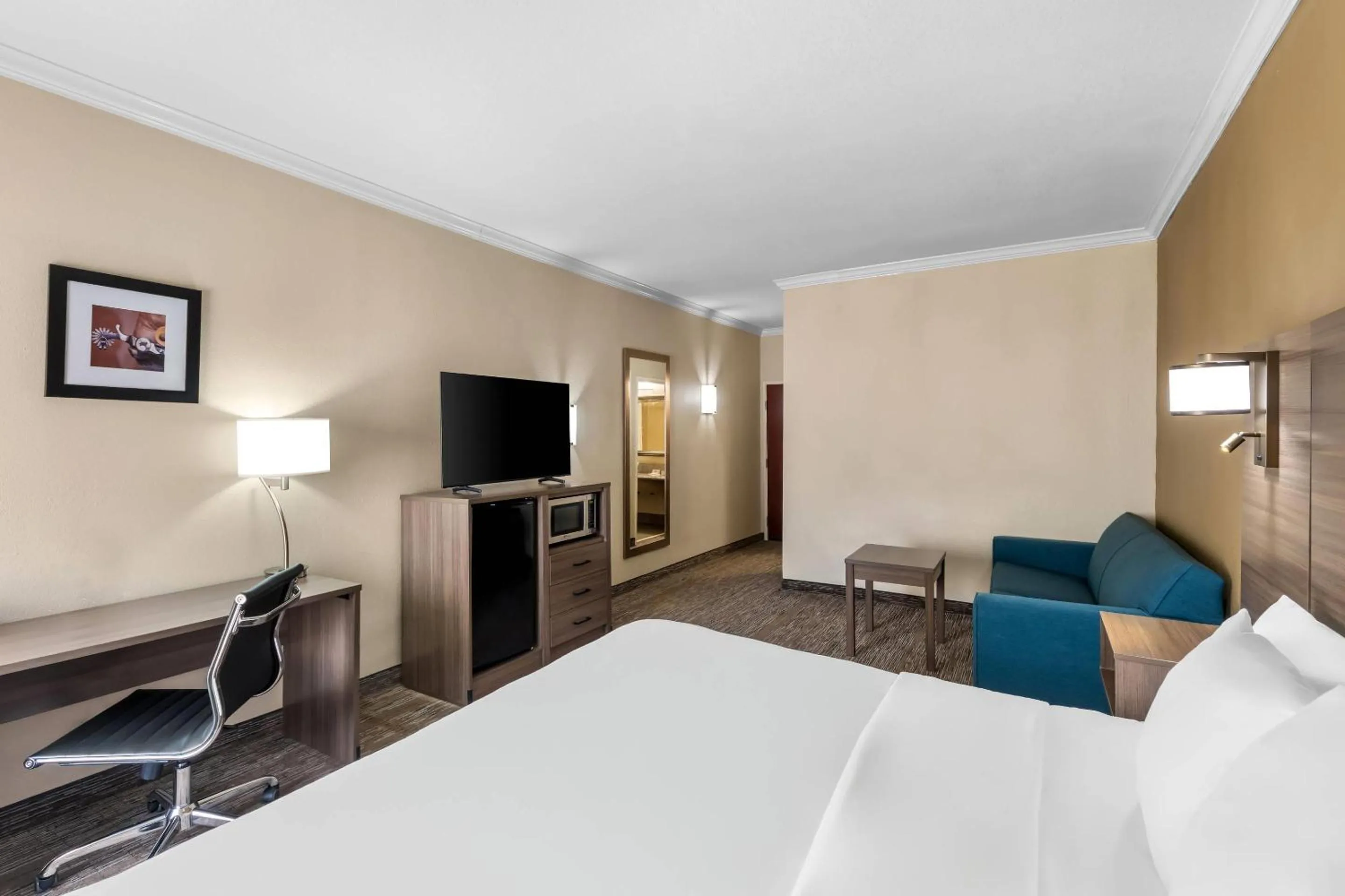 Bedroom, Bed in Comfort Inn Corsicana East