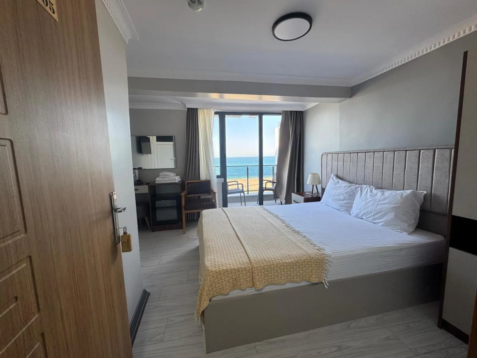 Bed in istanbul Airport Kumsal Otel