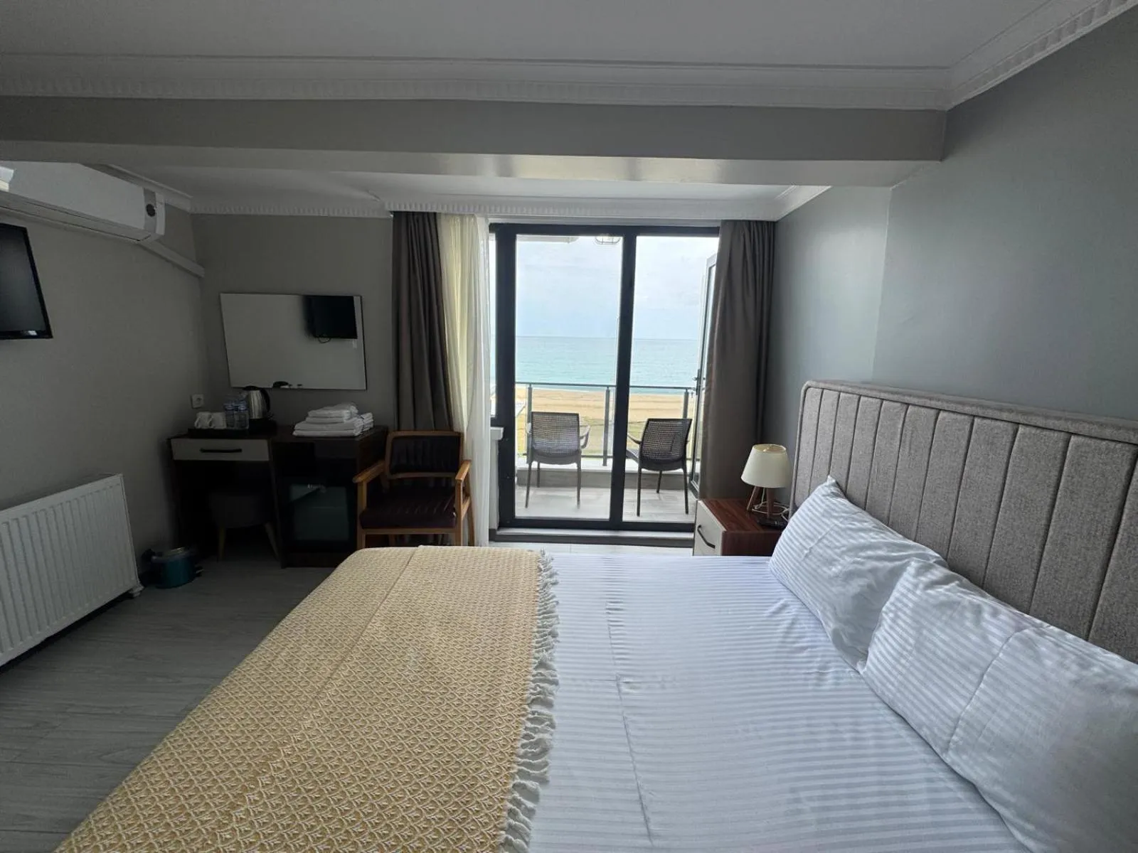 Bed in istanbul Airport Kumsal Otel