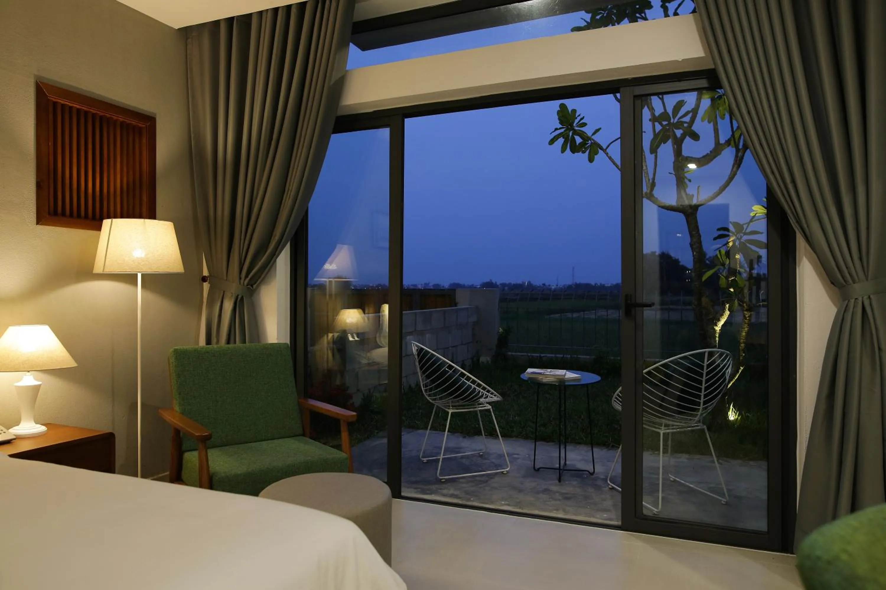 Balcony/Terrace, Bed in Hoian Tranquil Lodge - Chon Binh Yen