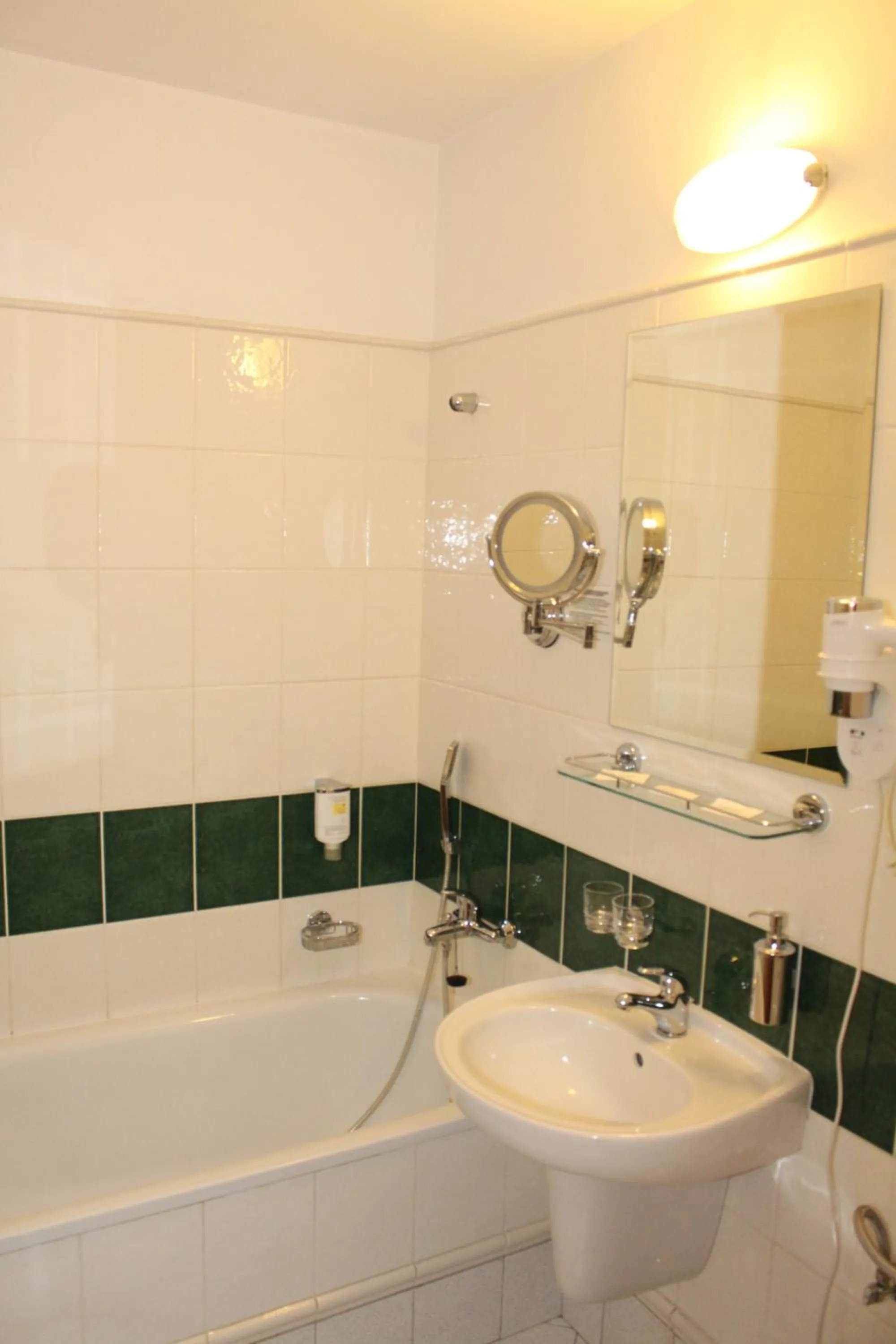 Bathroom in Zámecký Hotel Zlatý Orel