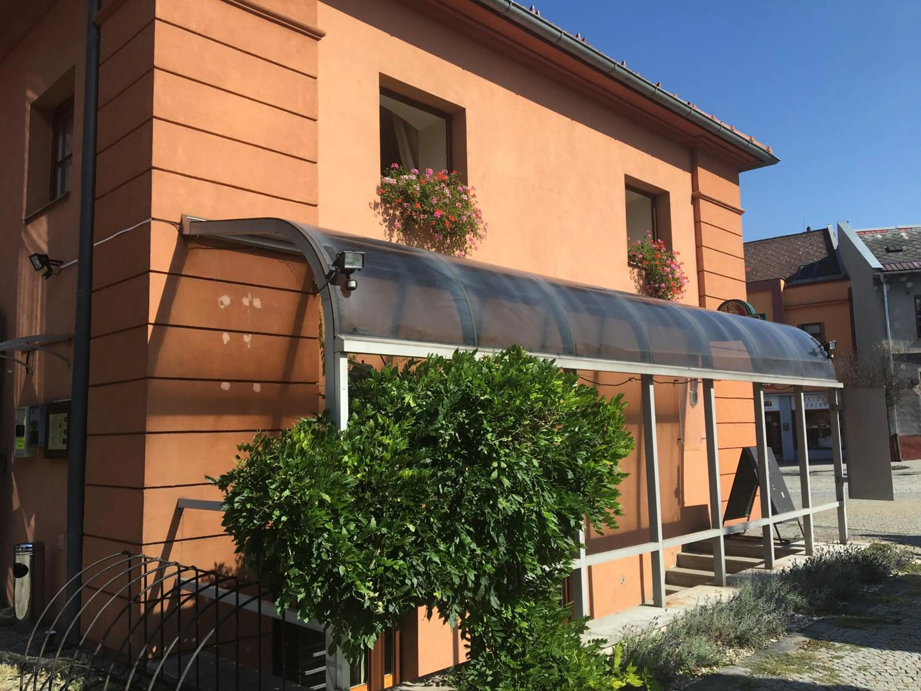 Facade/entrance in Zámecký Hotel Zlatý Orel