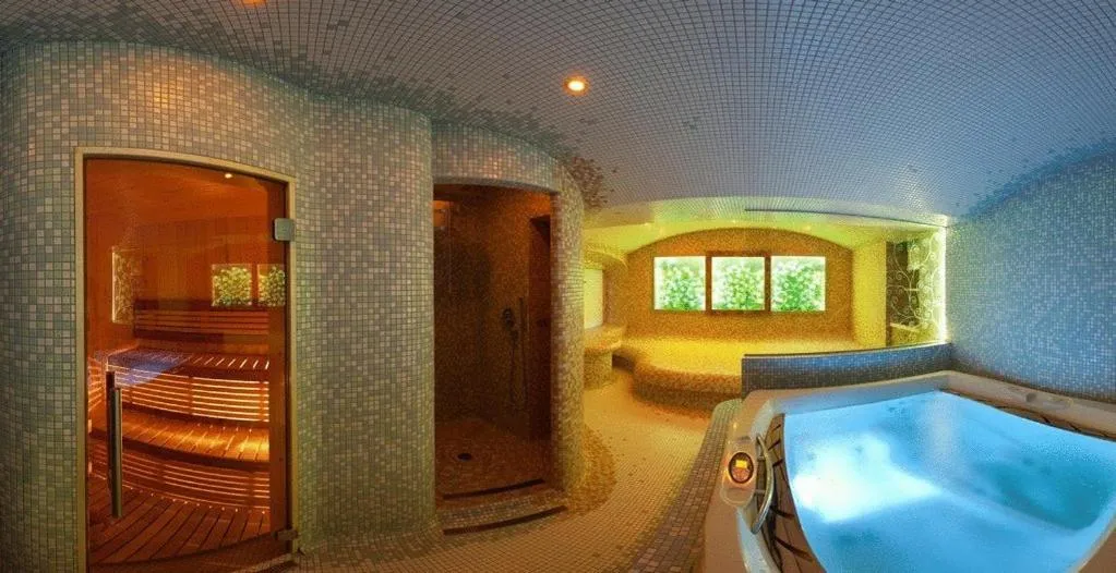 Spa and wellness centre/facilities in Zámecký Hotel Zlatý Orel