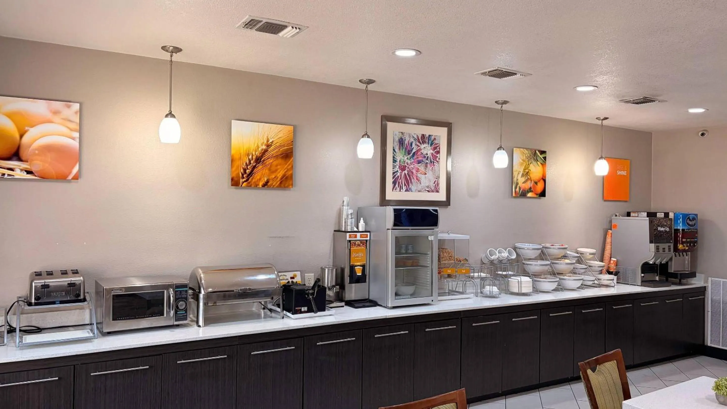 Breakfast in Comfort Suites Lewisville - Dallas