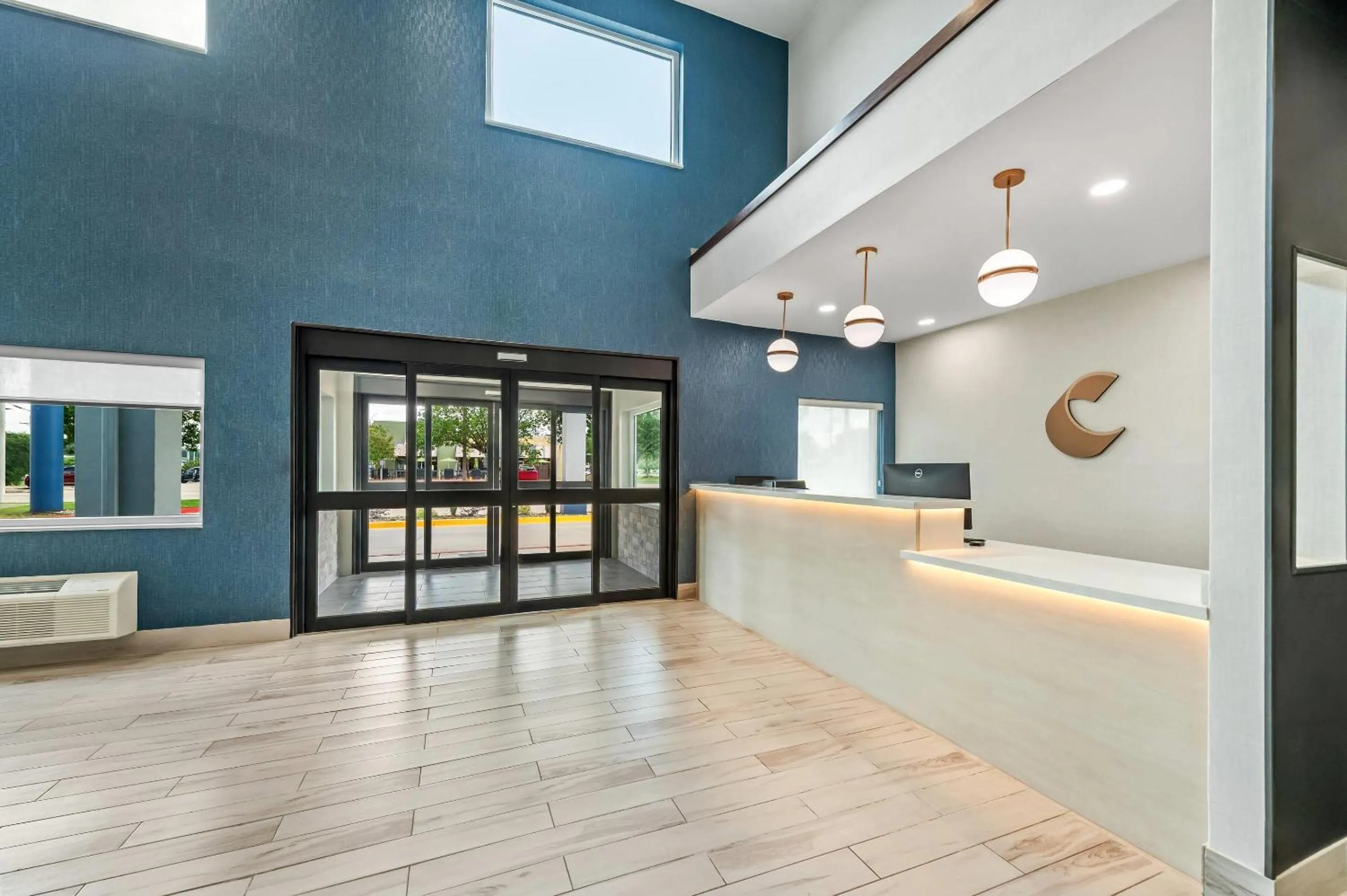 Lobby or reception in Comfort Suites Longview North