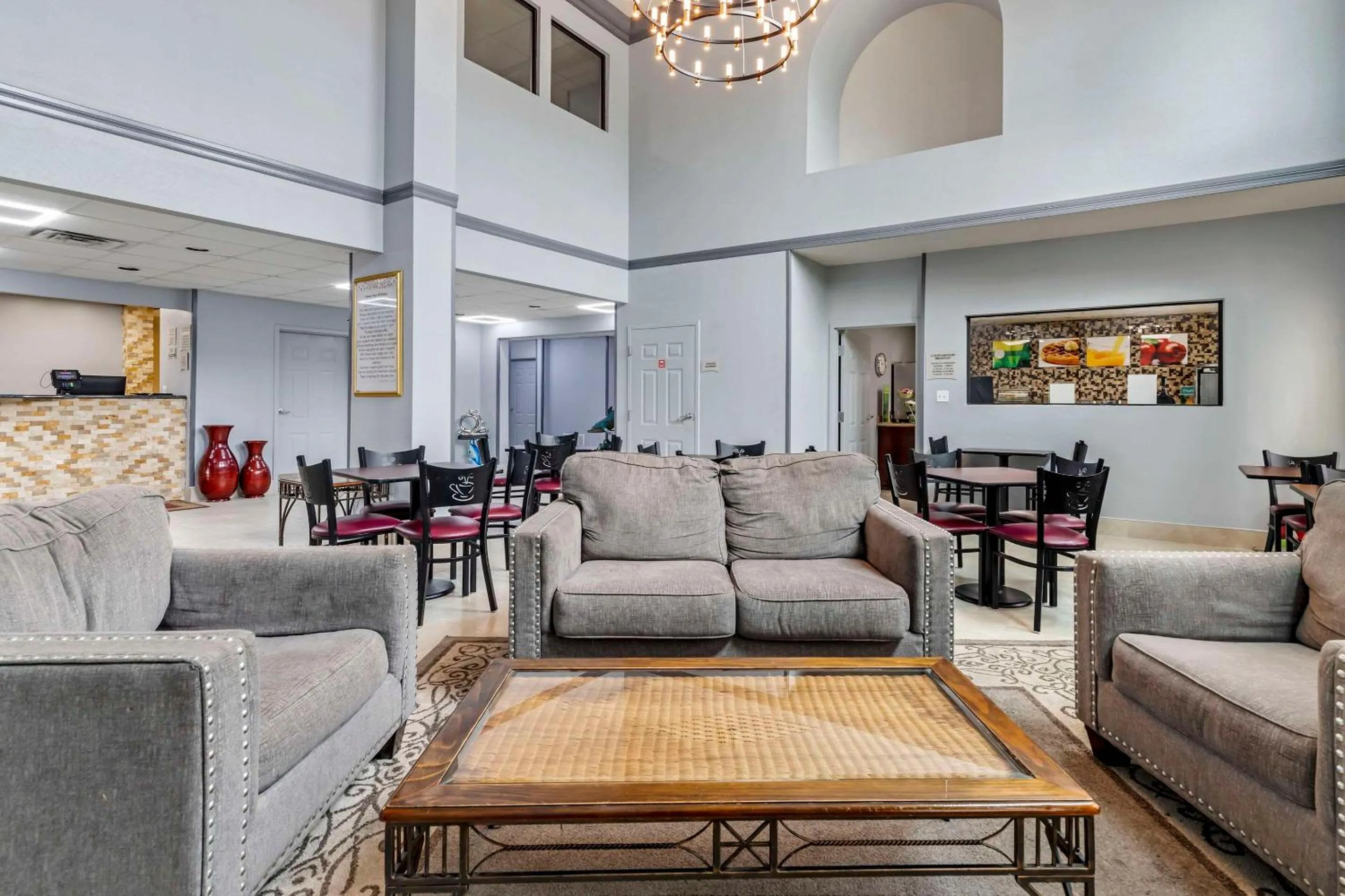 Seating area in Quality Inn Near Seaworld - Lackland